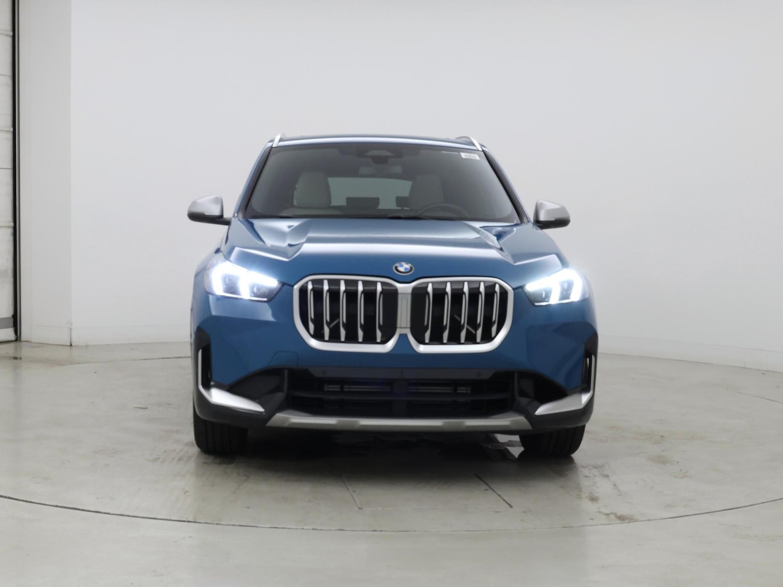 2023 BMW X1 28i - Photo 6