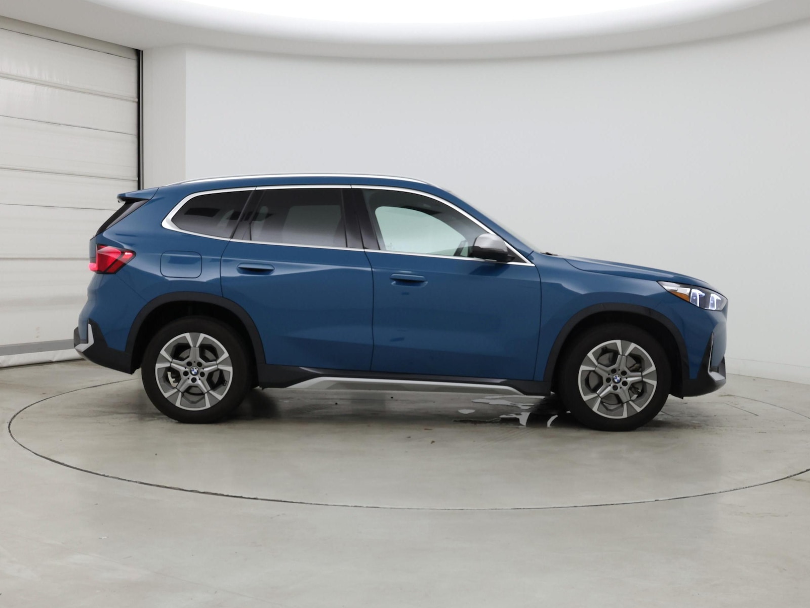 2023 BMW X1 28i - Photo 8