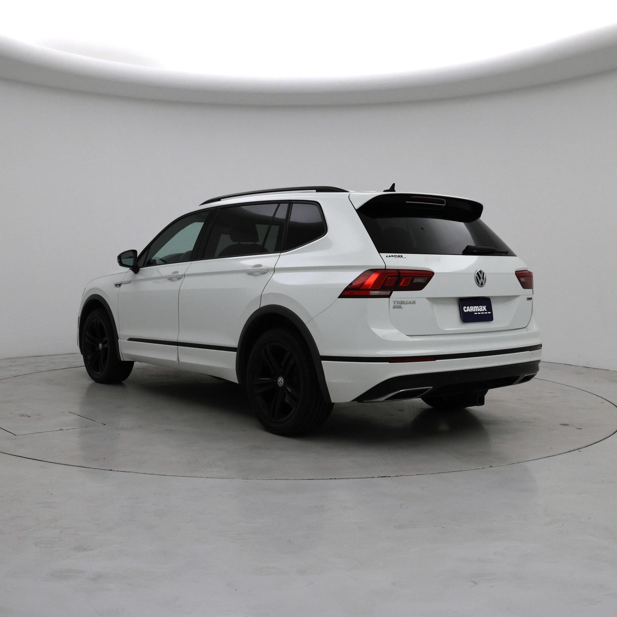 Thumbnail: 2019 Volkswagen Tiguan - 2