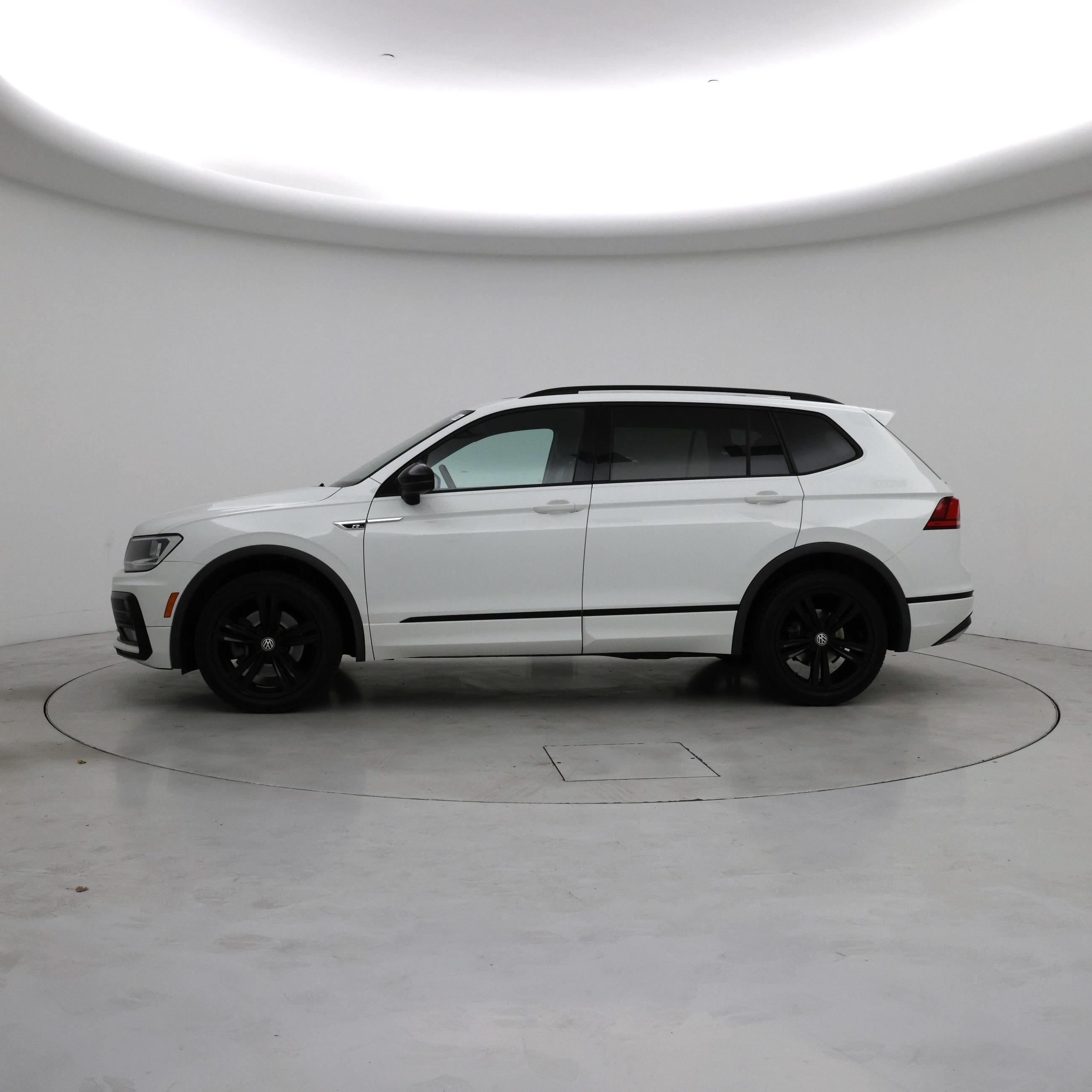 Thumbnail: 2019 Volkswagen Tiguan - 3