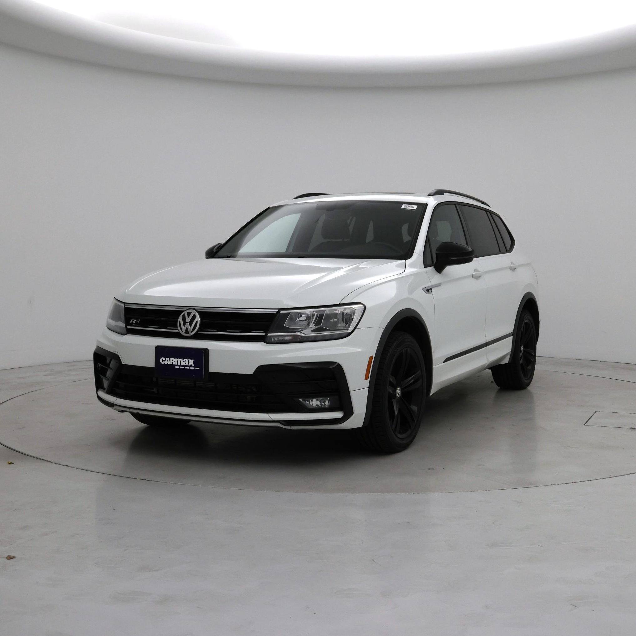Thumbnail: 2019 Volkswagen Tiguan - 4