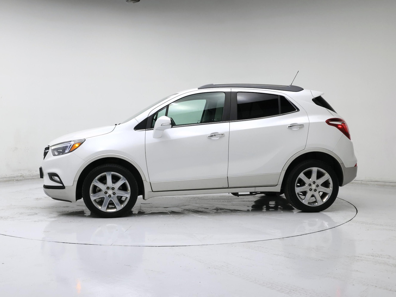 2017 Buick Encore Essence - Photo 4
