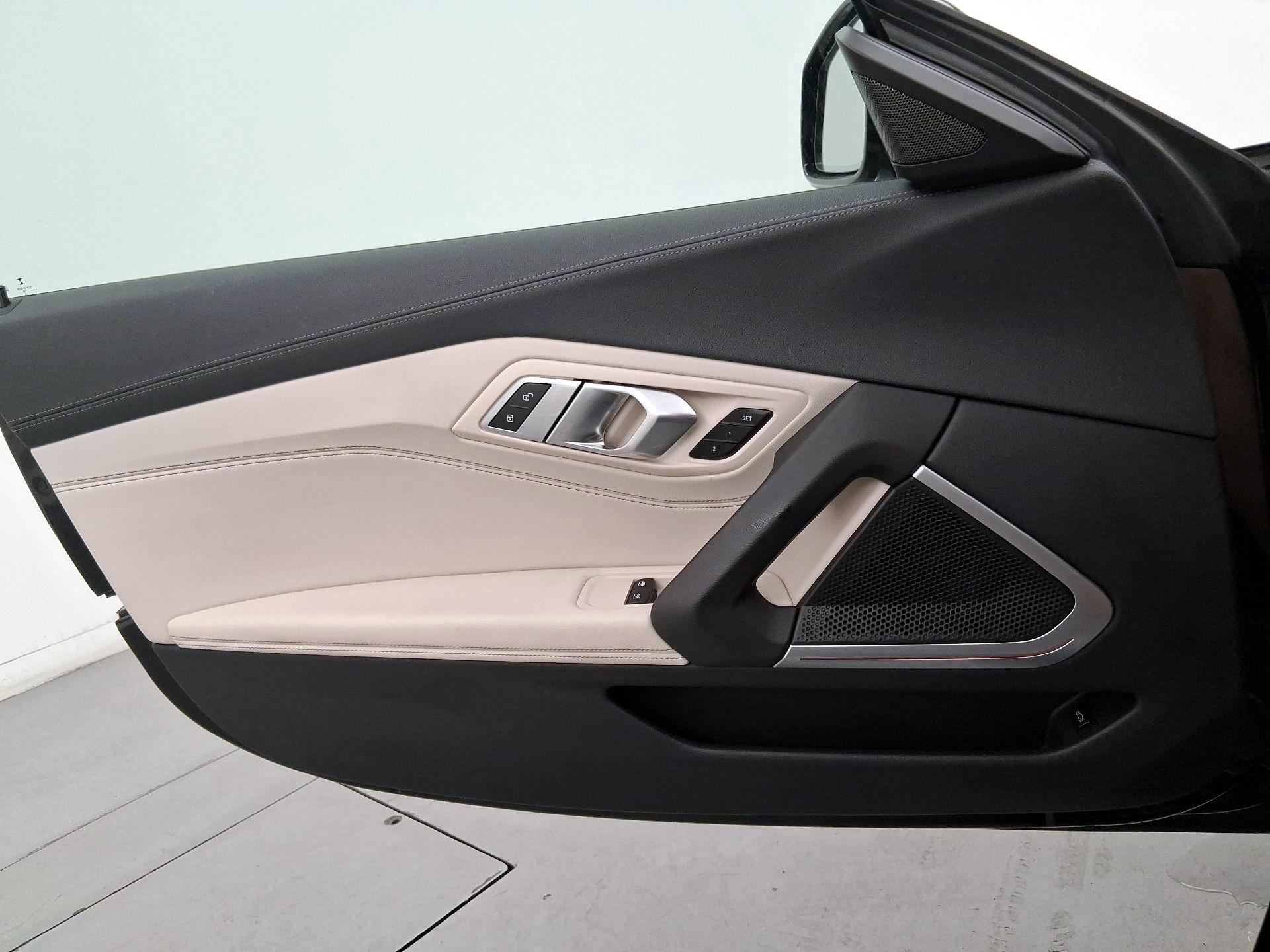 Thumbnail: 2020 BMW Z4 - 12
