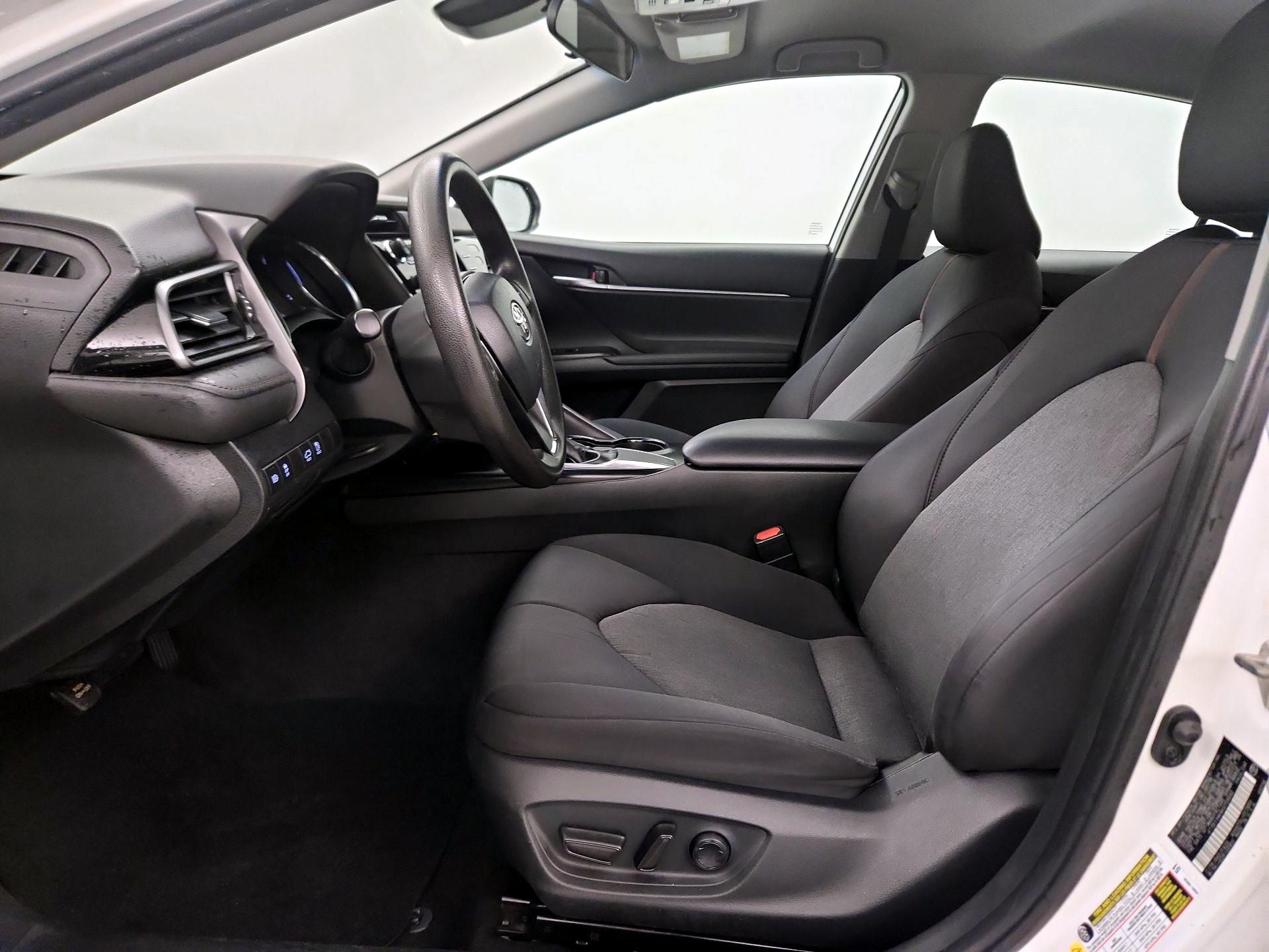 Thumbnail: 2019 Toyota Camry - 11