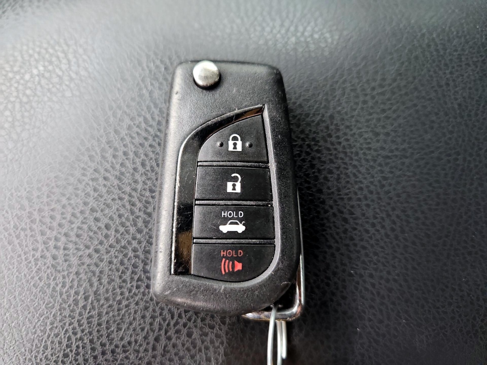 2019 Toyota Camry LE - Photo 23