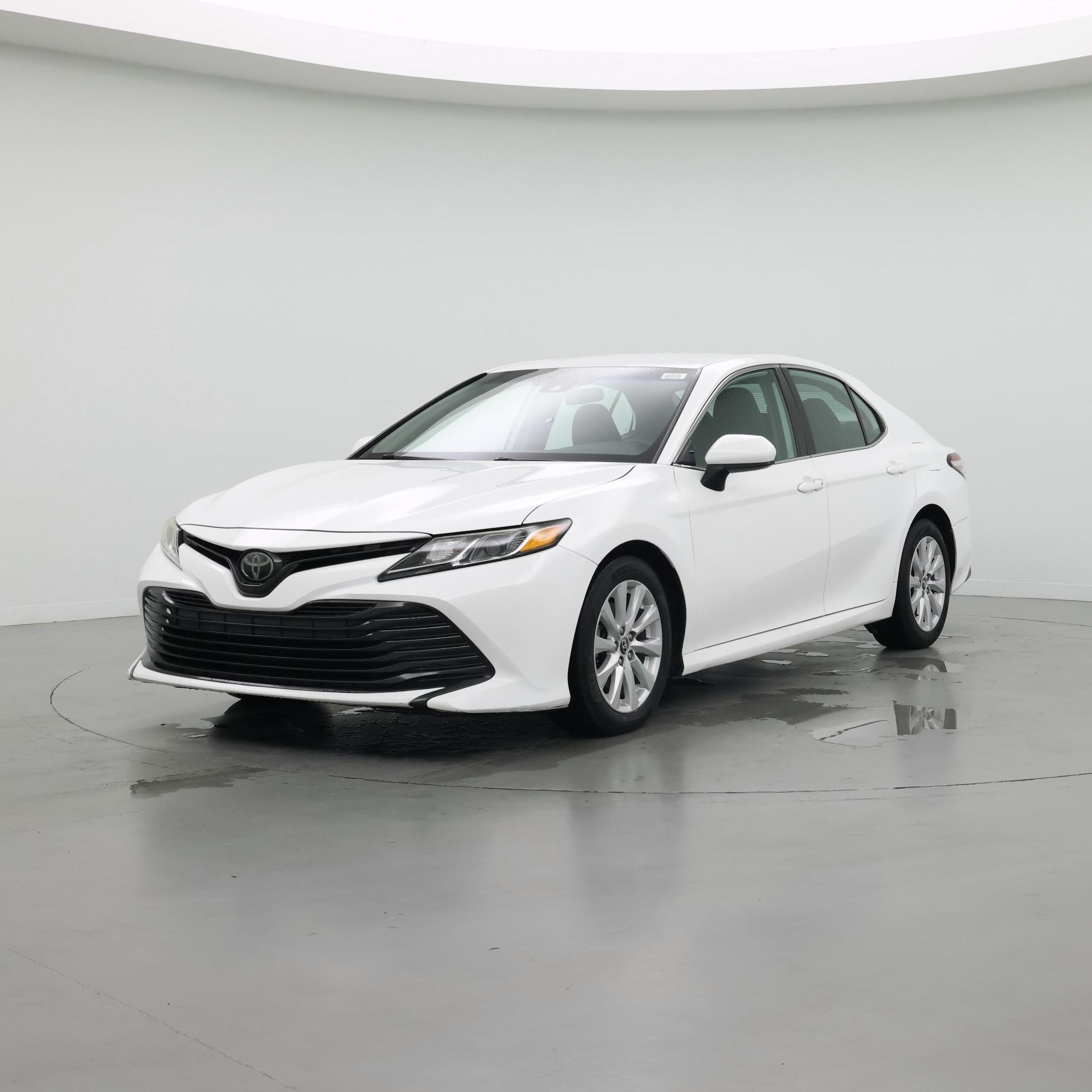 Thumbnail: 2019 Toyota Camry - 4