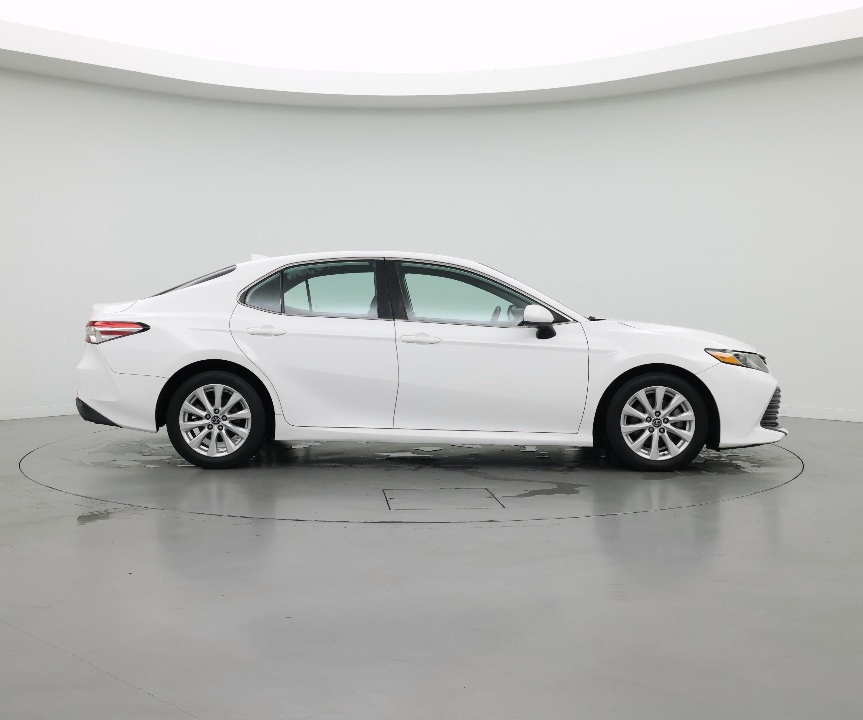 Thumbnail: 2019 Toyota Camry - 7