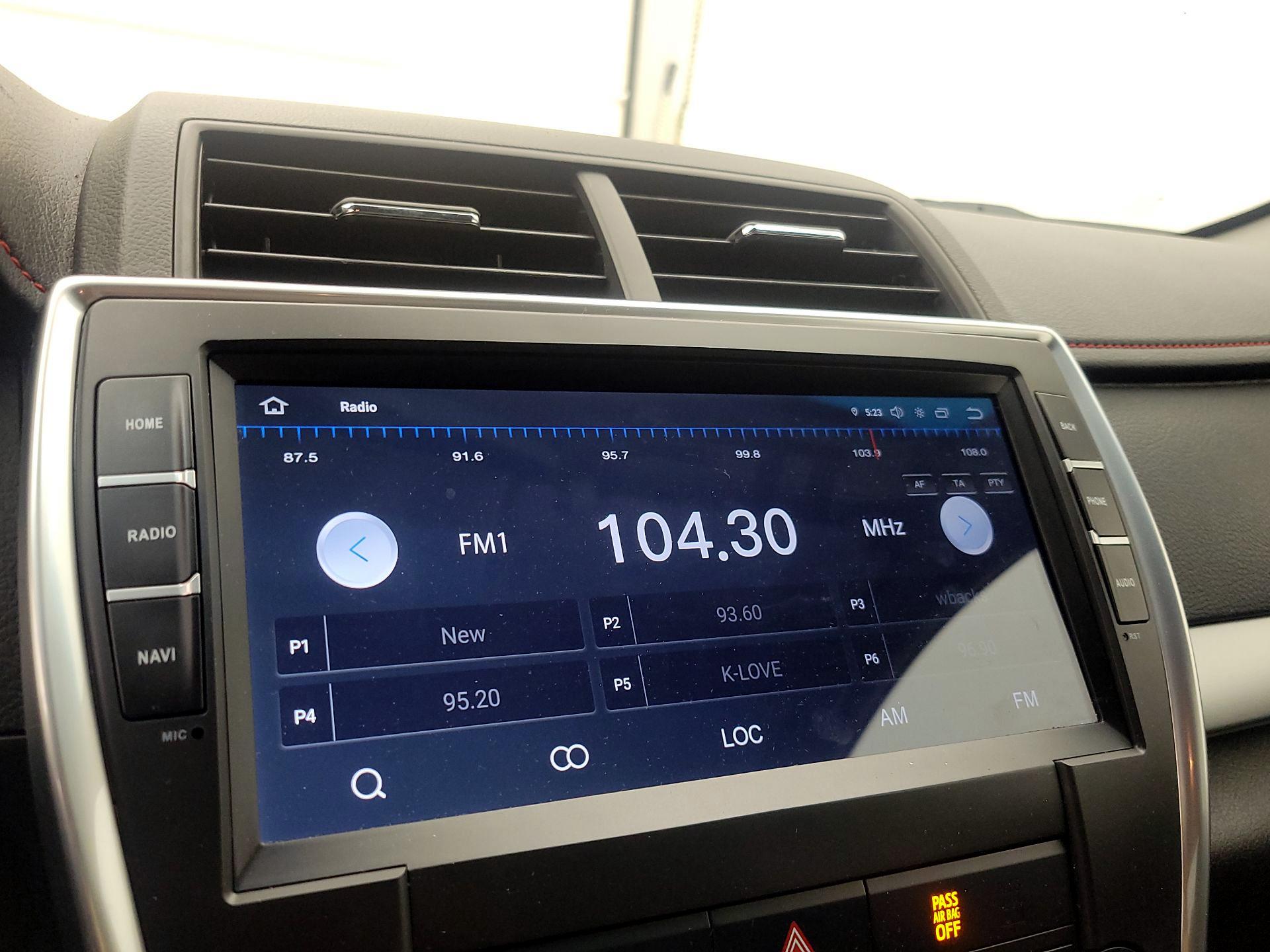 Thumbnail: 2016 Toyota Camry - 14