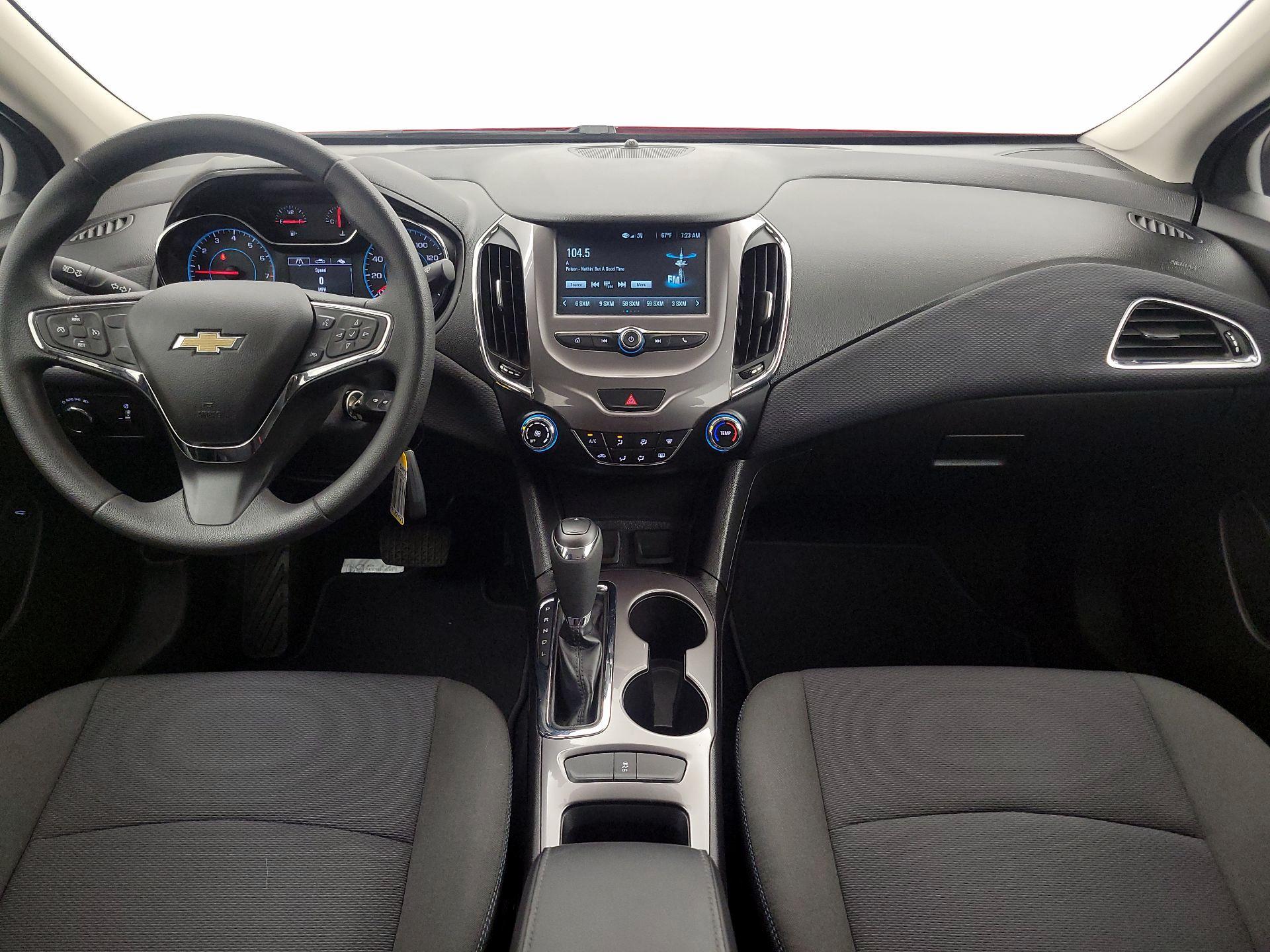Thumbnail: 2017 Chevrolet Cruze - 9