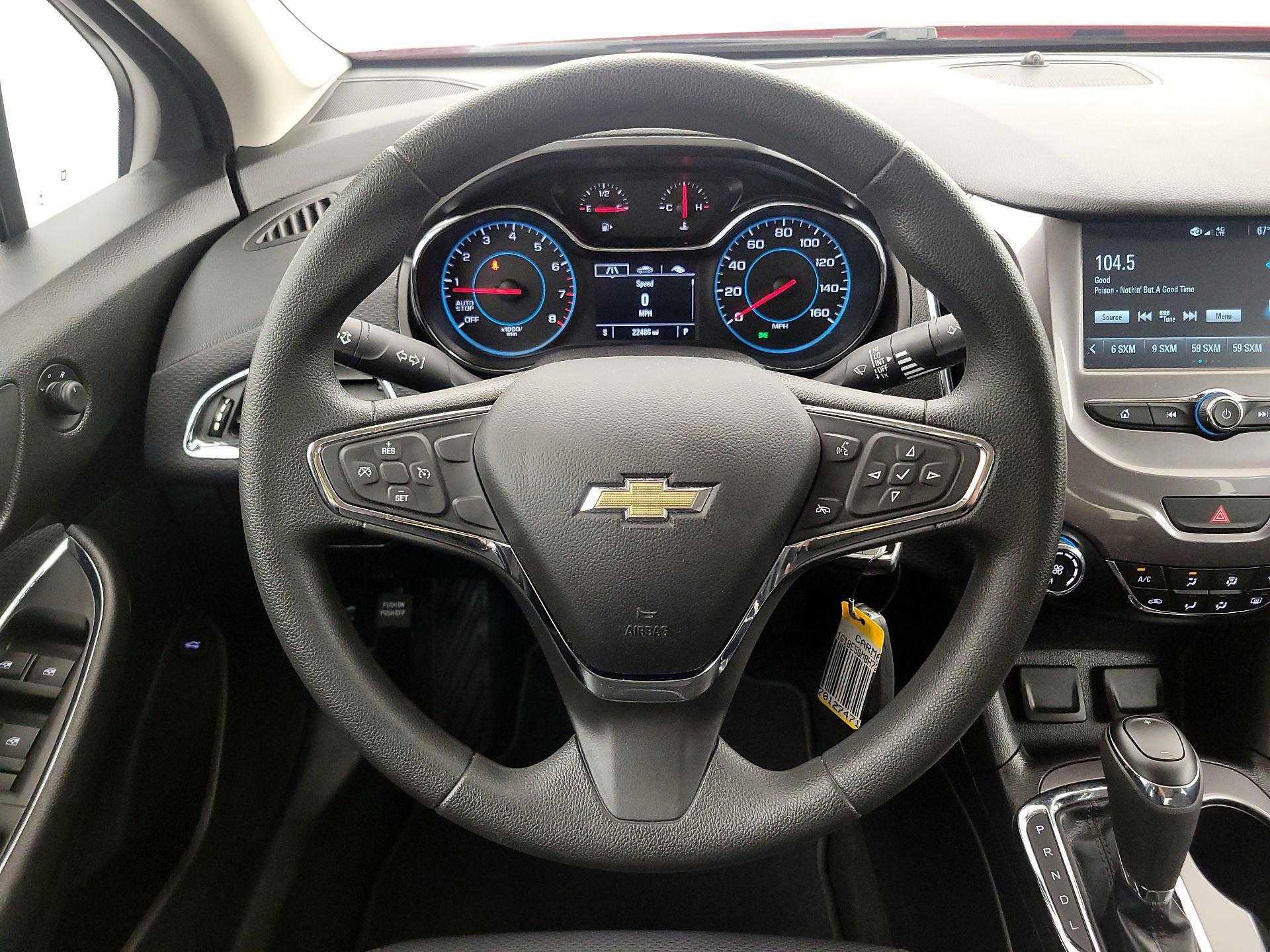 Thumbnail: 2017 Chevrolet Cruze - 10