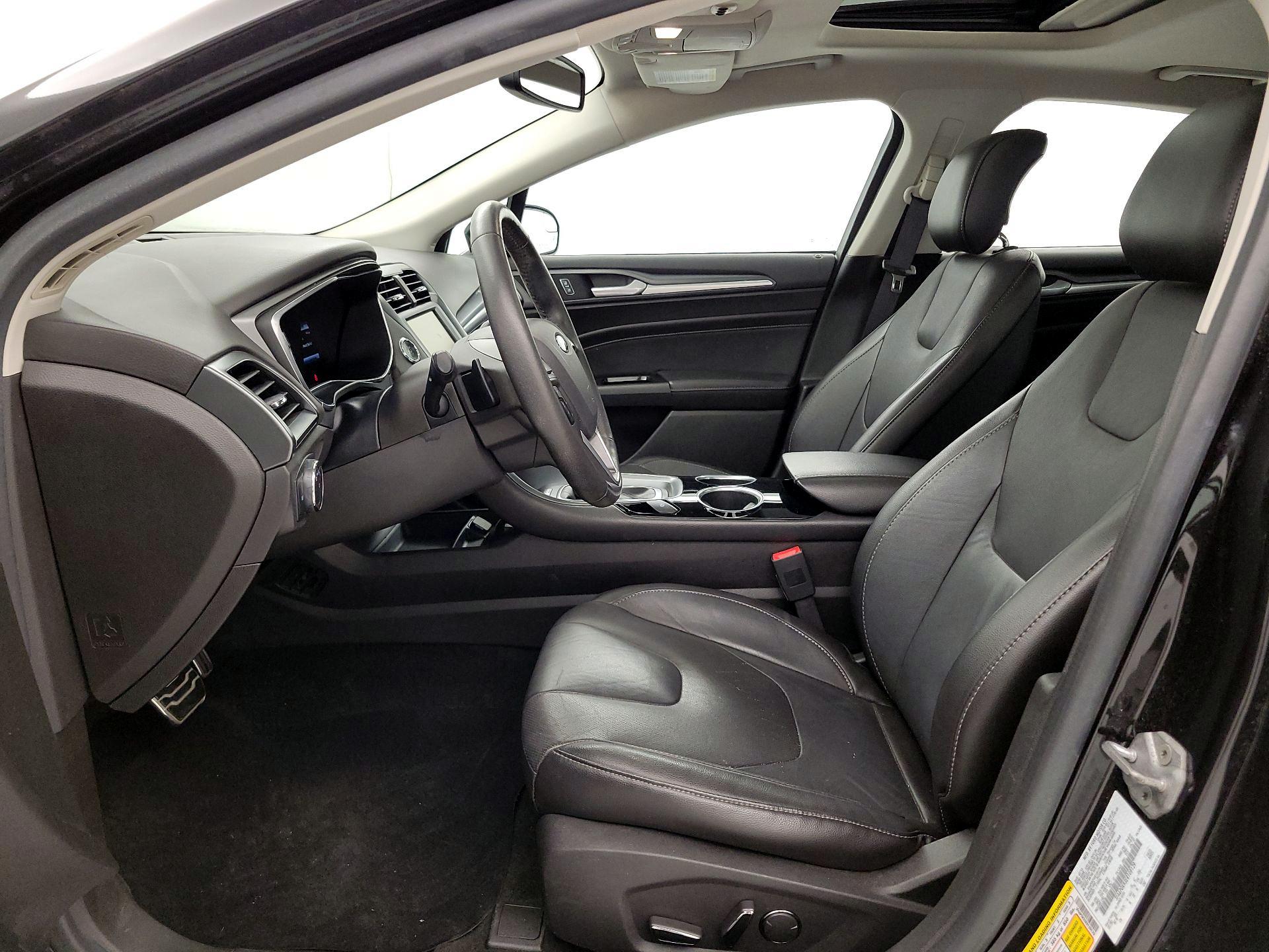 Thumbnail: 2014 Ford Fusion - 11