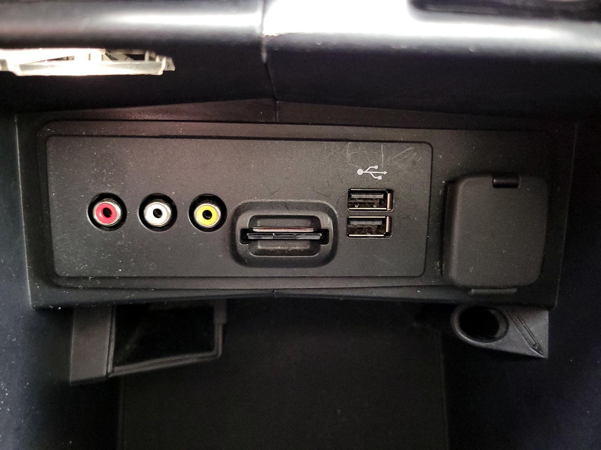 Thumbnail: 2014 Ford Fusion - 19