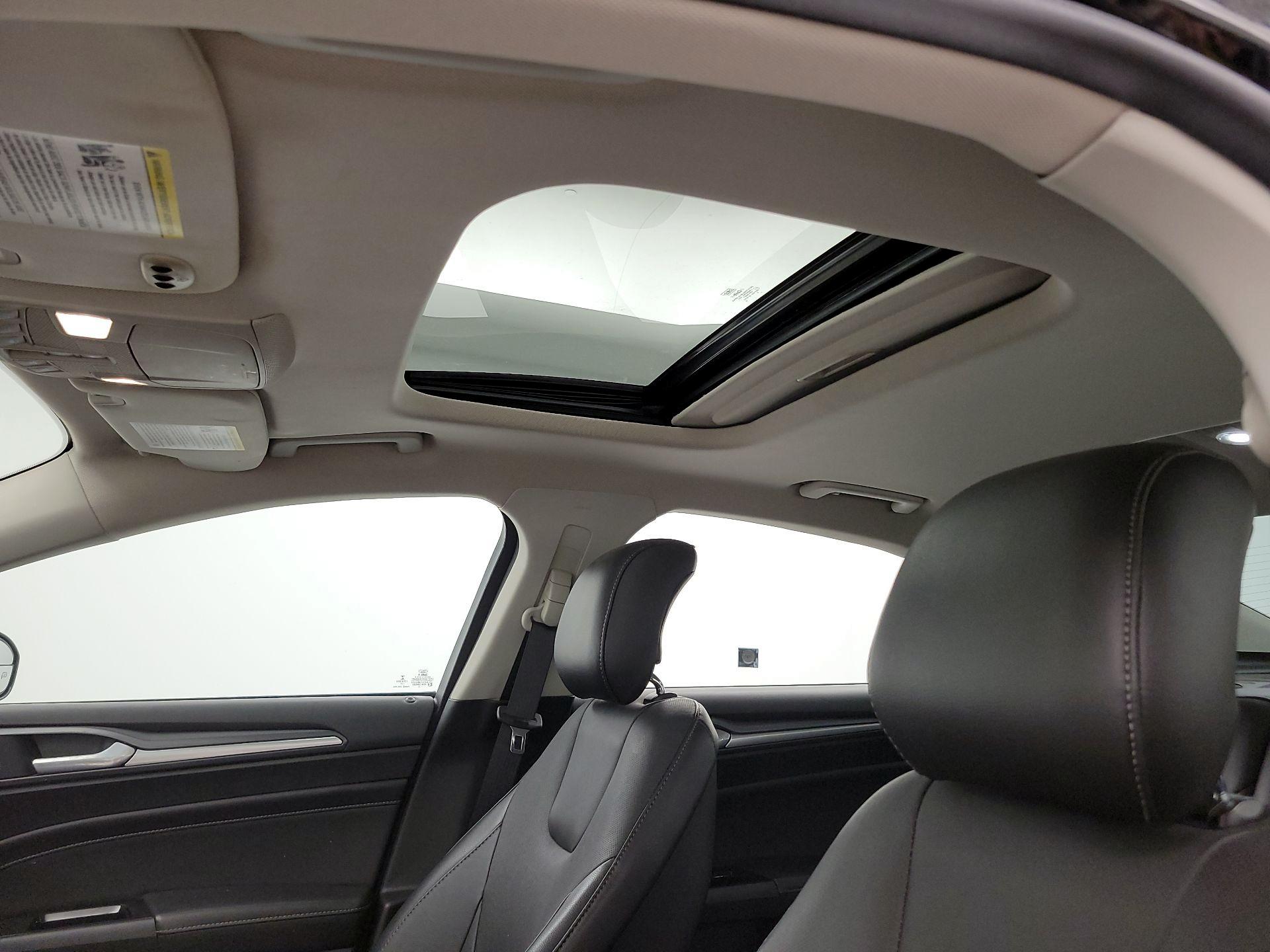 Thumbnail: 2014 Ford Fusion - 20