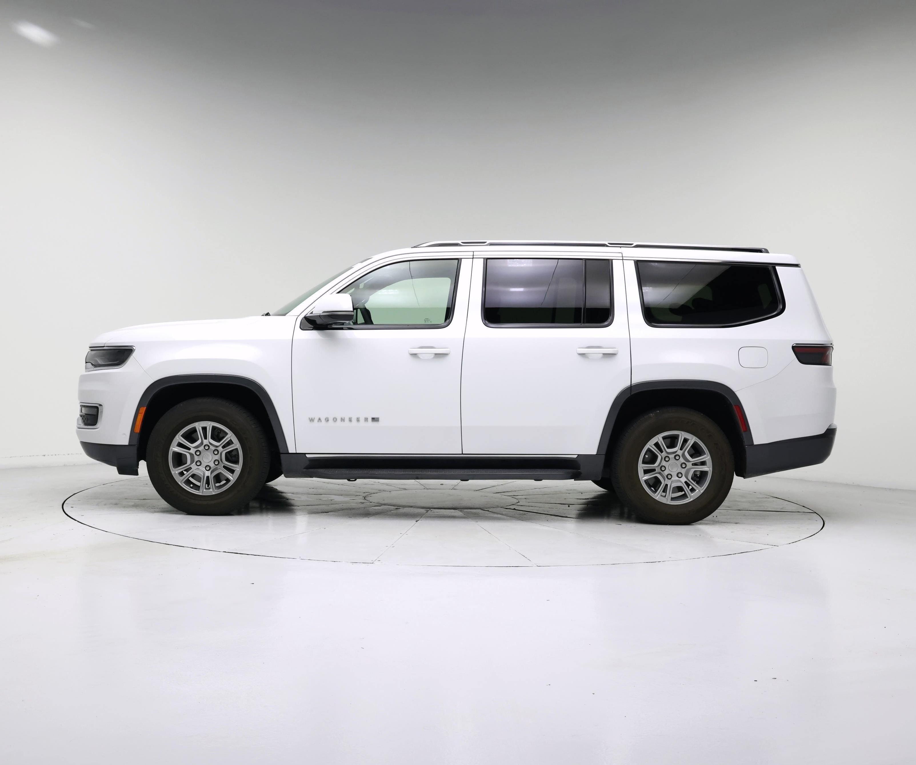 Thumbnail: 2022 Jeep Wagoneer - 3