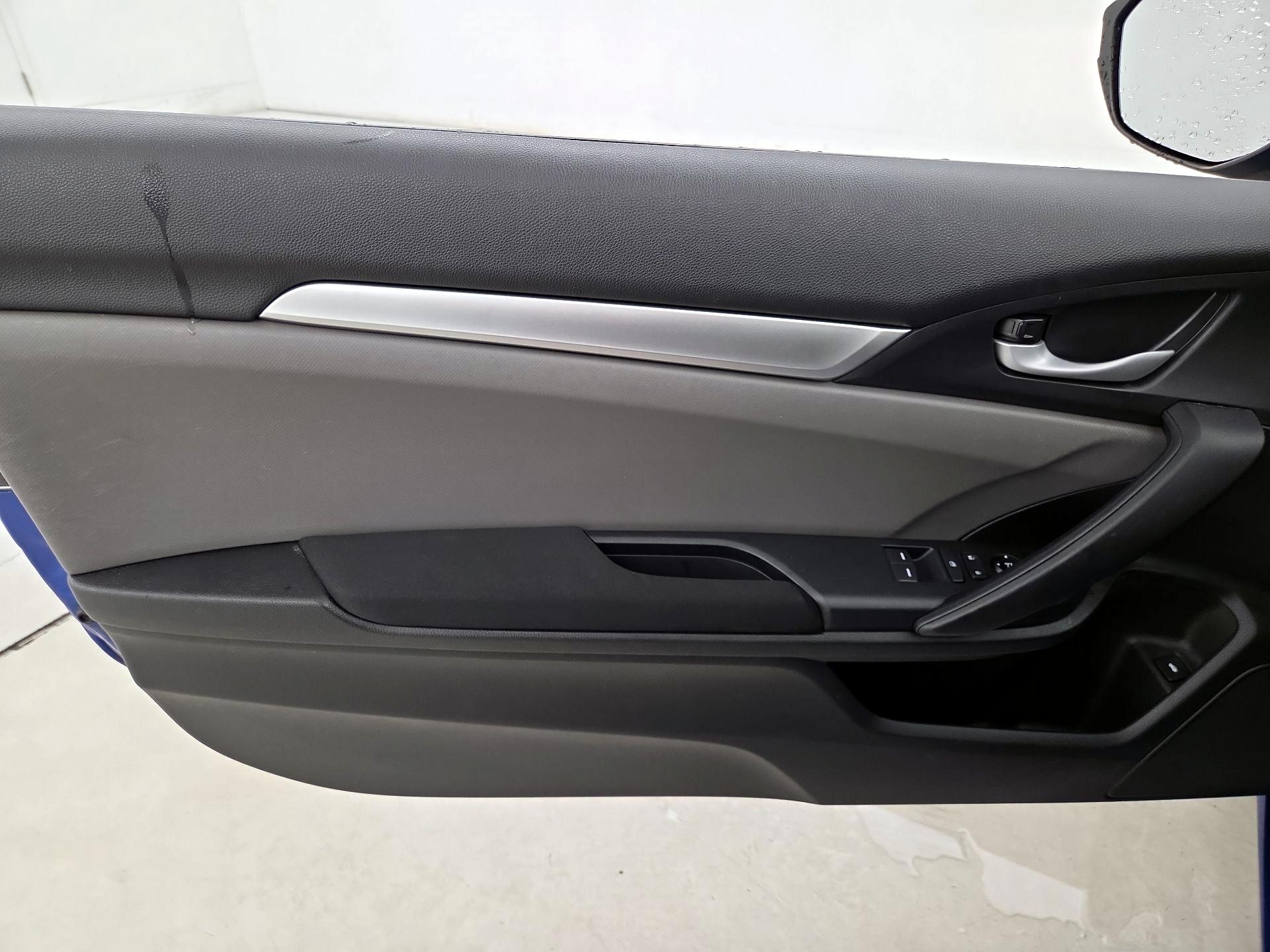 Thumbnail: 2018 Honda Civic - 12