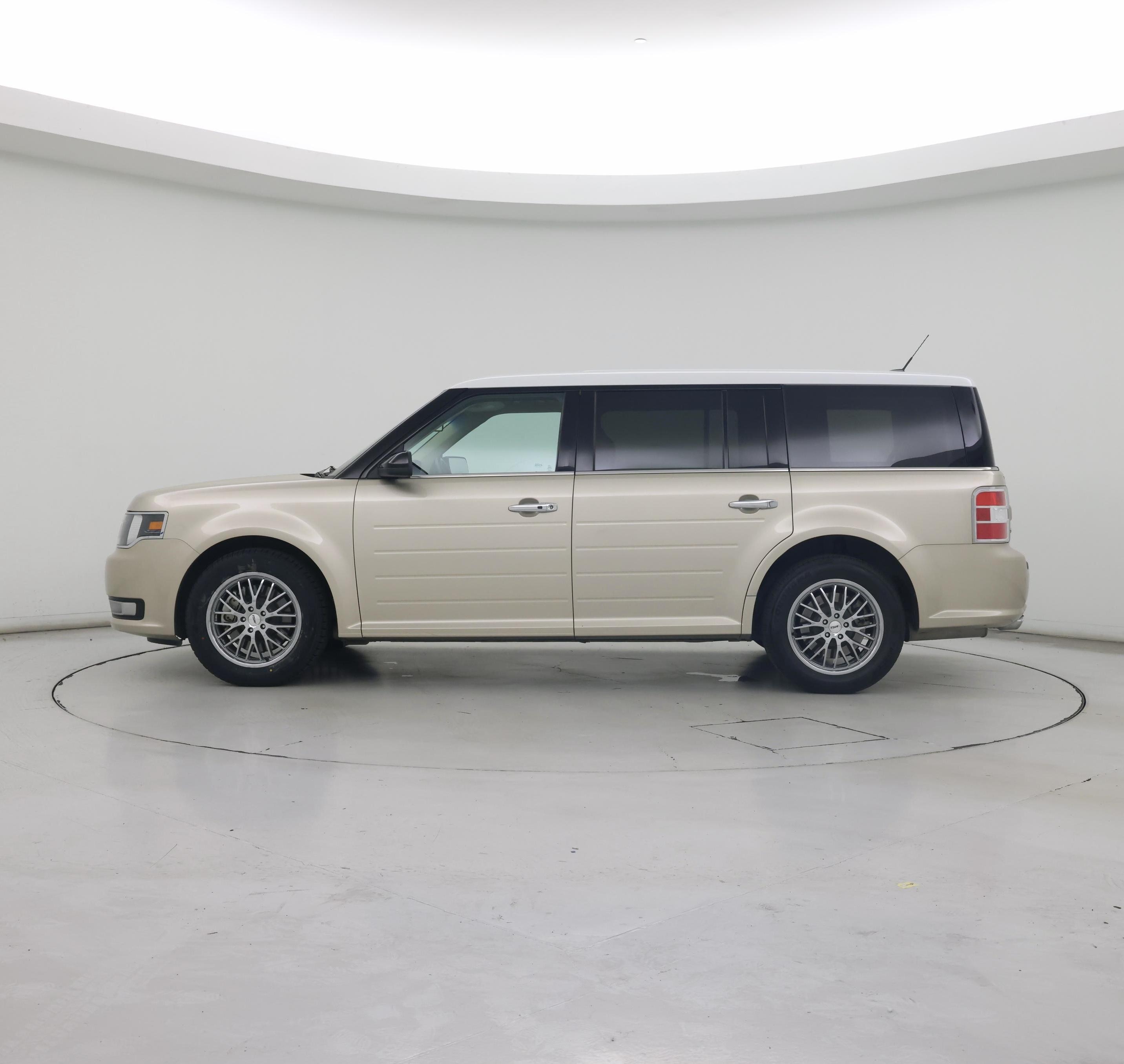 Thumbnail: 2017 Ford Flex - 3