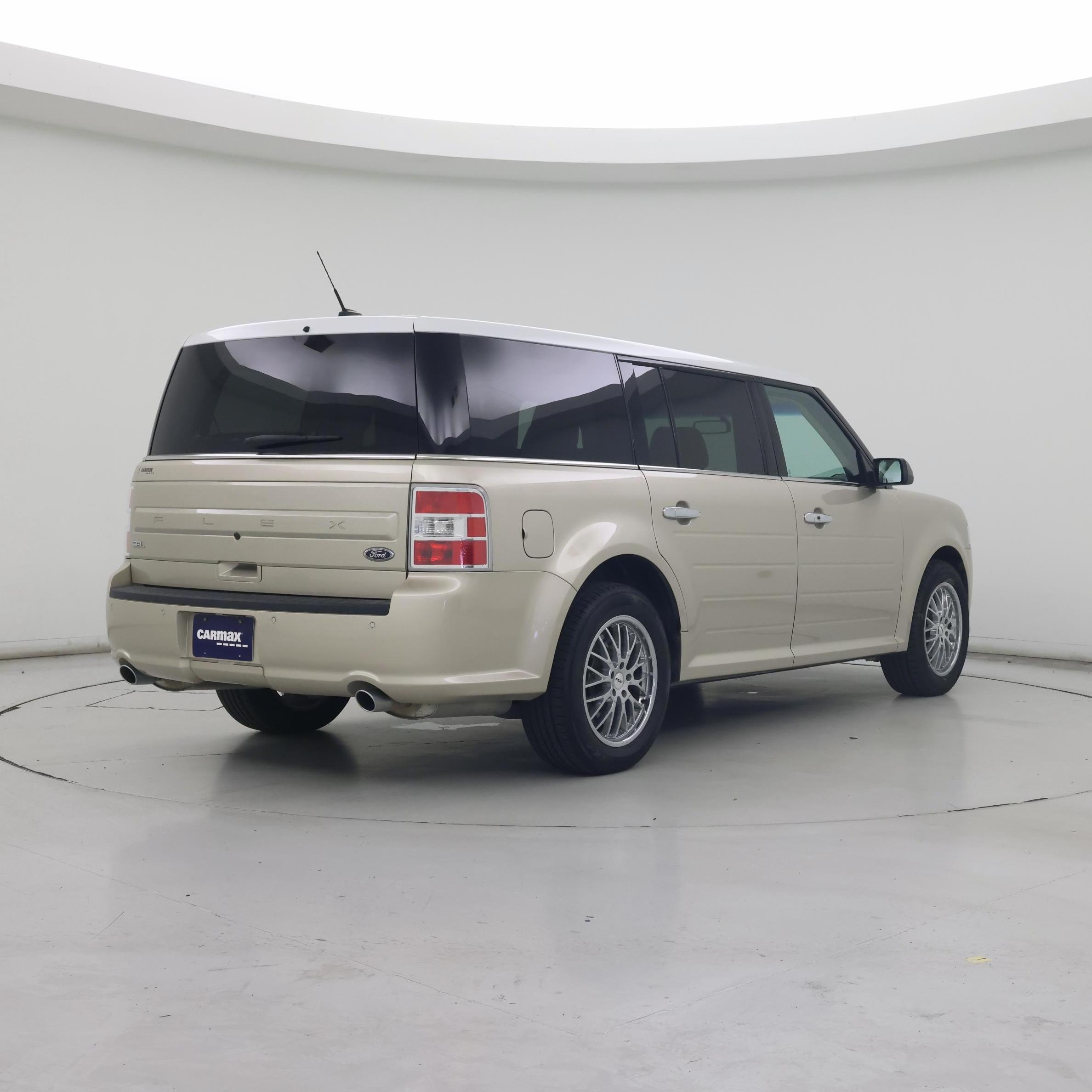Thumbnail: 2017 Ford Flex - 8