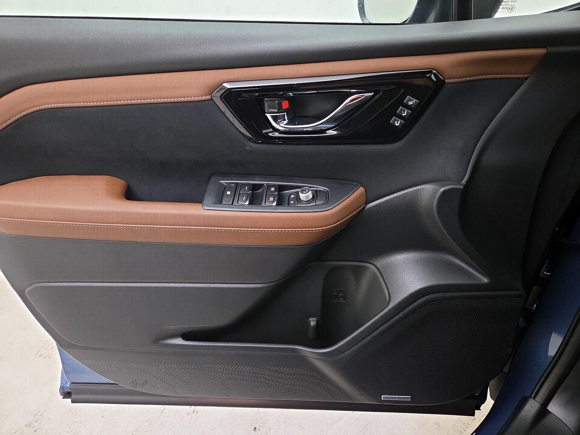 Thumbnail: 2025 Subaru Forester - 10