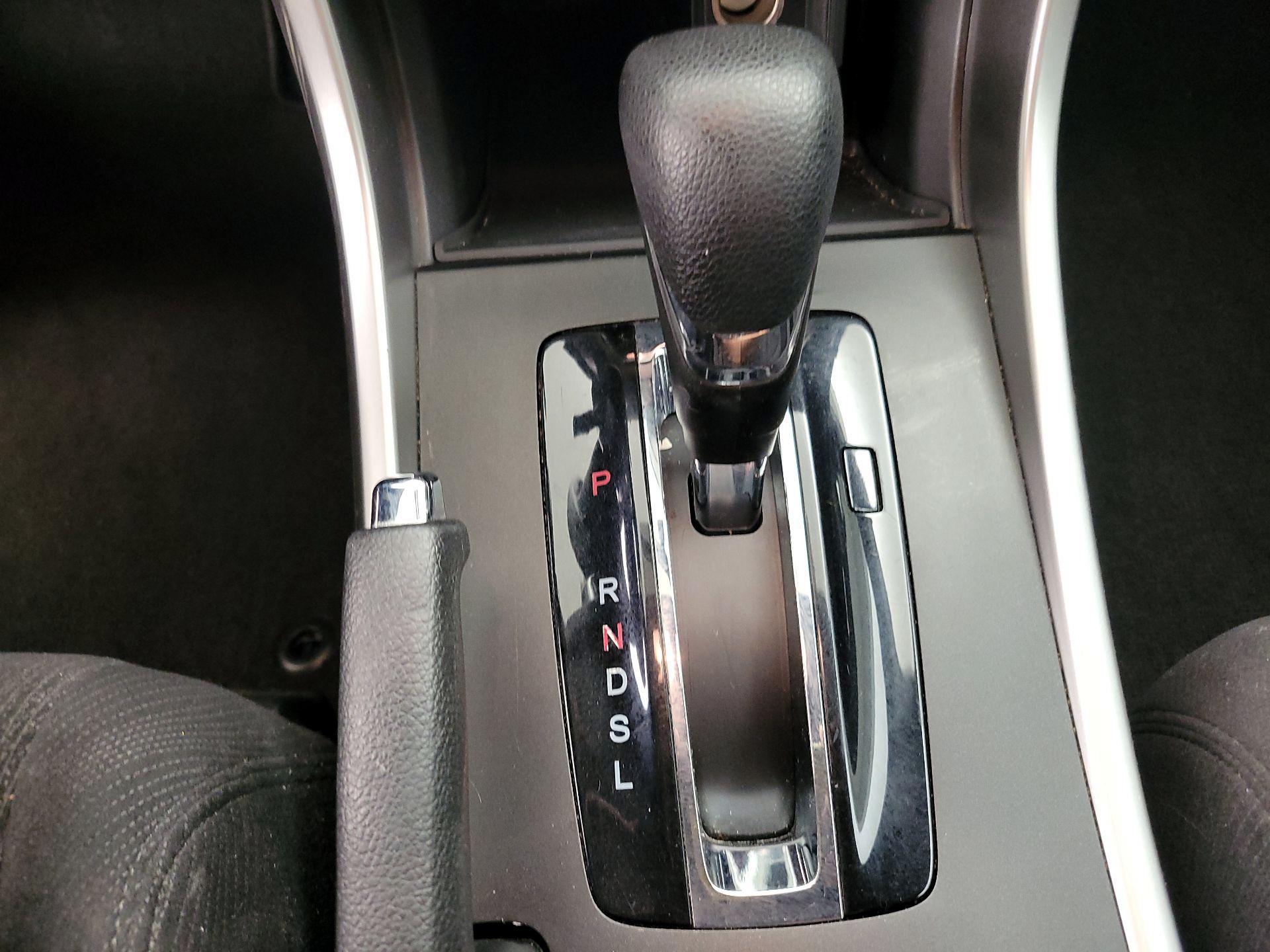 Thumbnail: 2015 Honda Accord - 17
