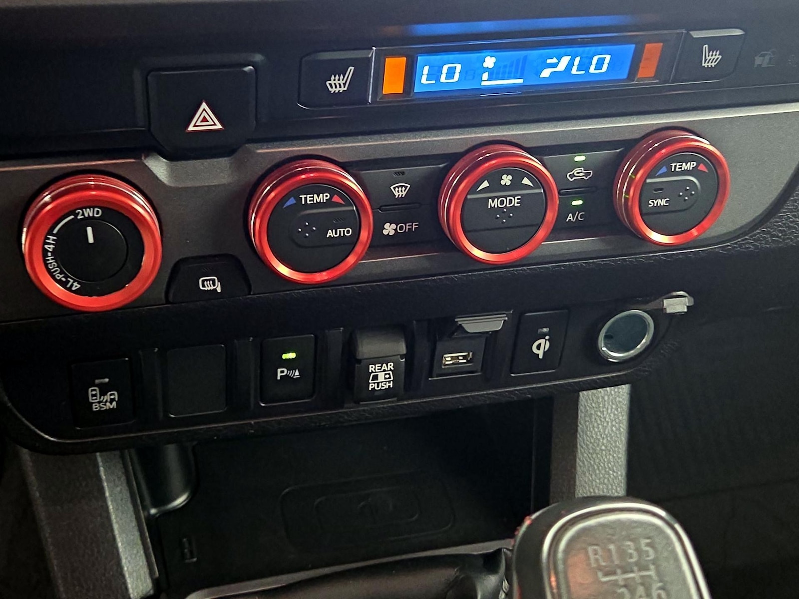 2022 Toyota Tacoma TRD Pro - Photo 17