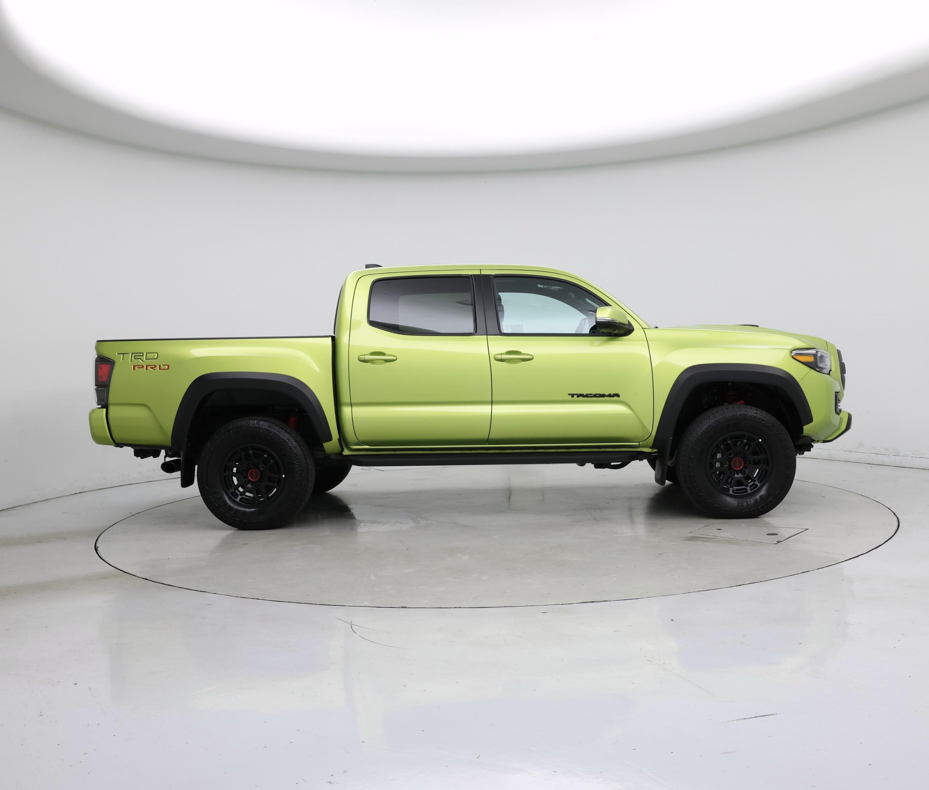 Thumbnail: 2022 Toyota Tacoma - 7