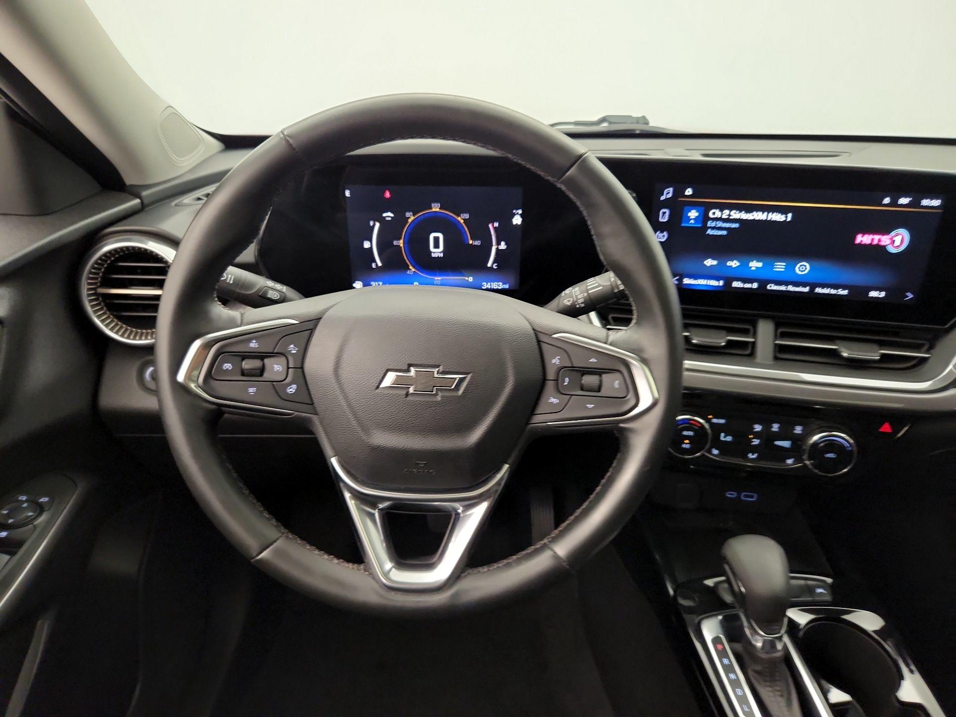 Thumbnail: 2024 Chevrolet Trax - 10