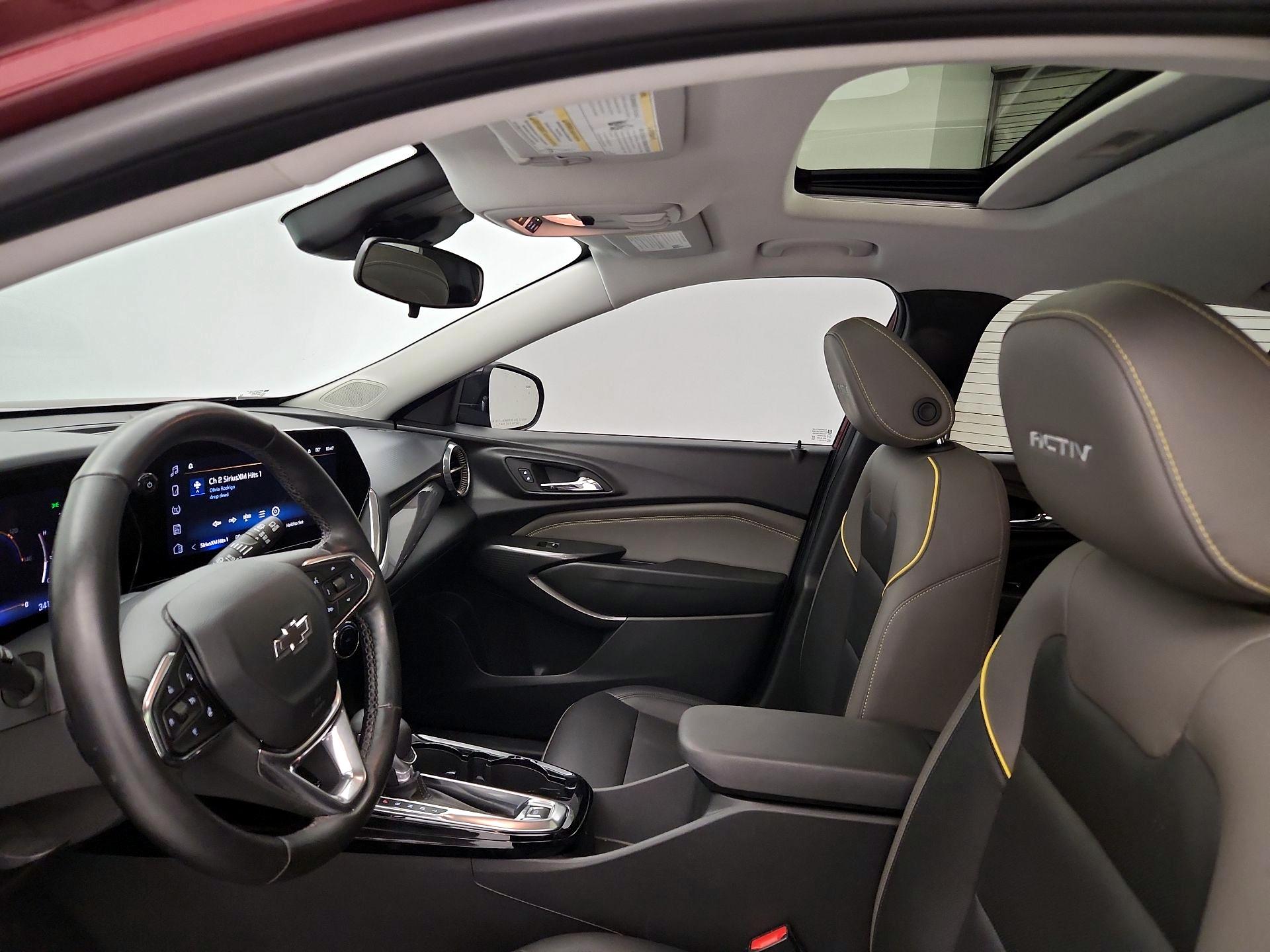 Thumbnail: 2024 Chevrolet Trax - 19