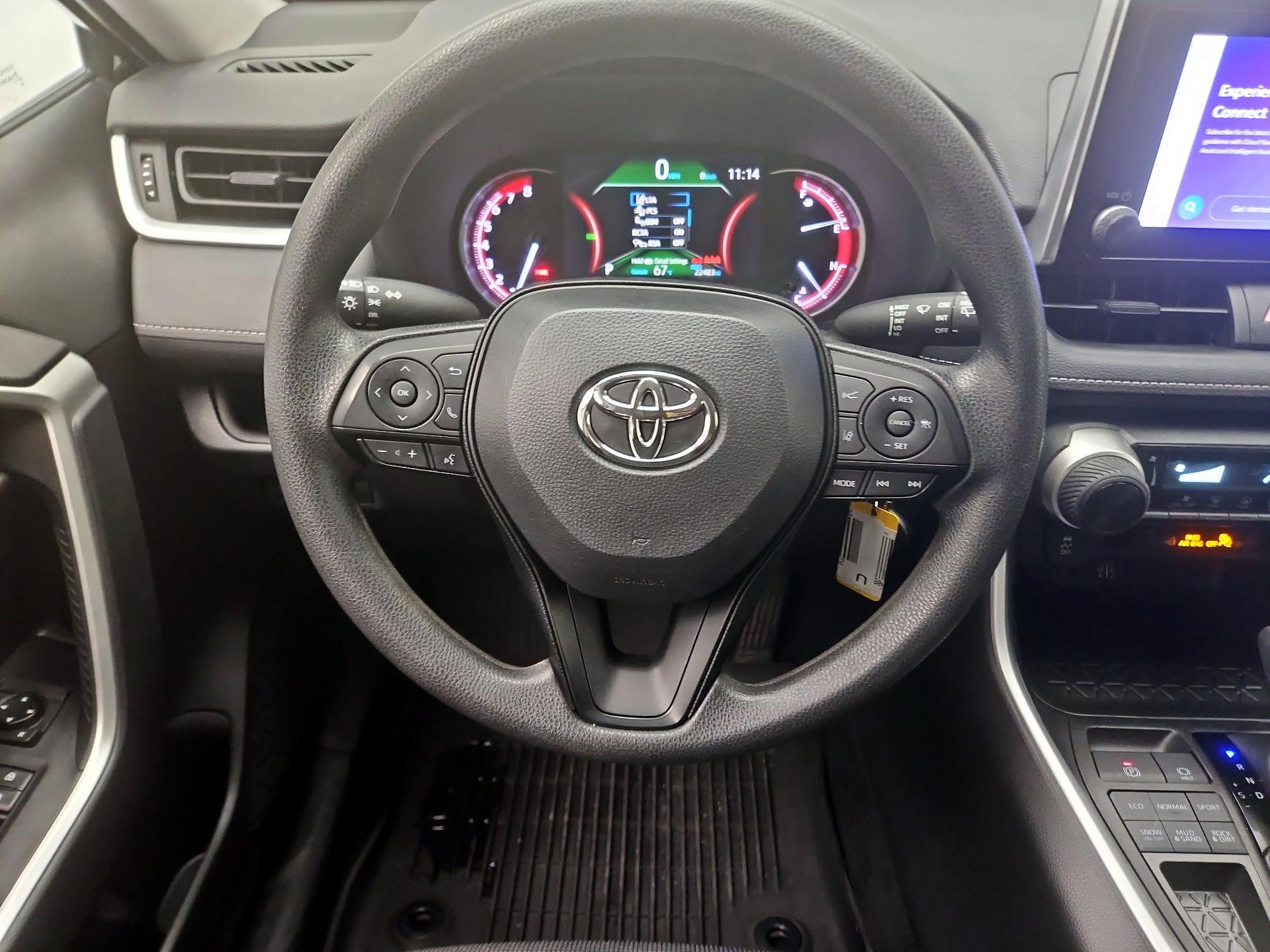 Thumbnail: 2023 Toyota RAV4 - 10
