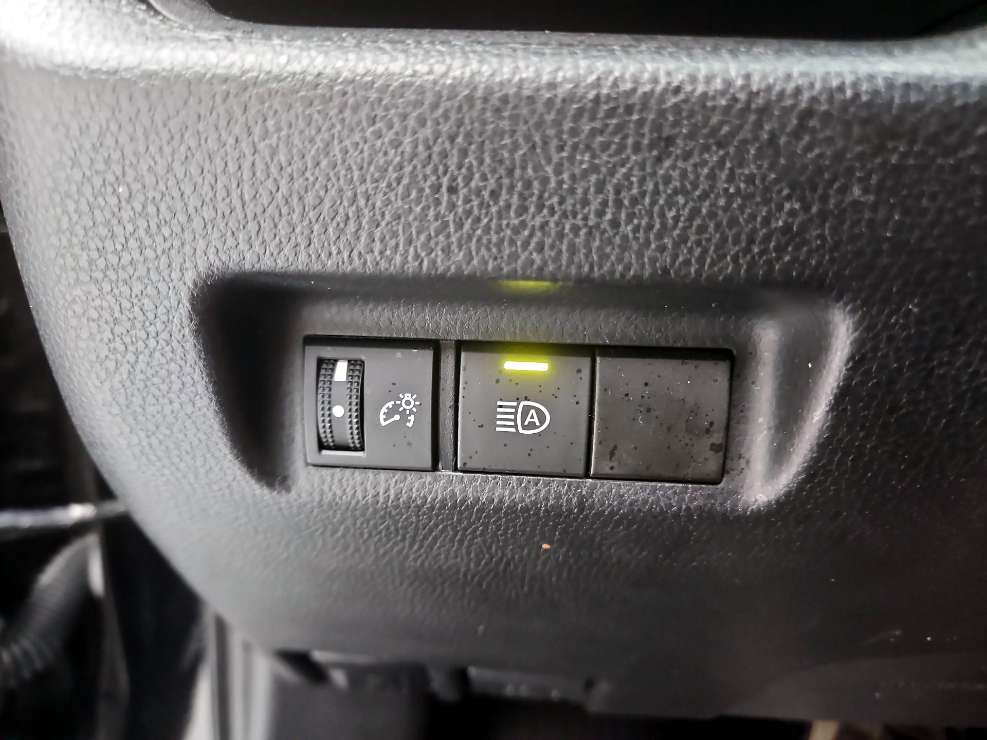 Thumbnail: 2023 Toyota RAV4 - 13