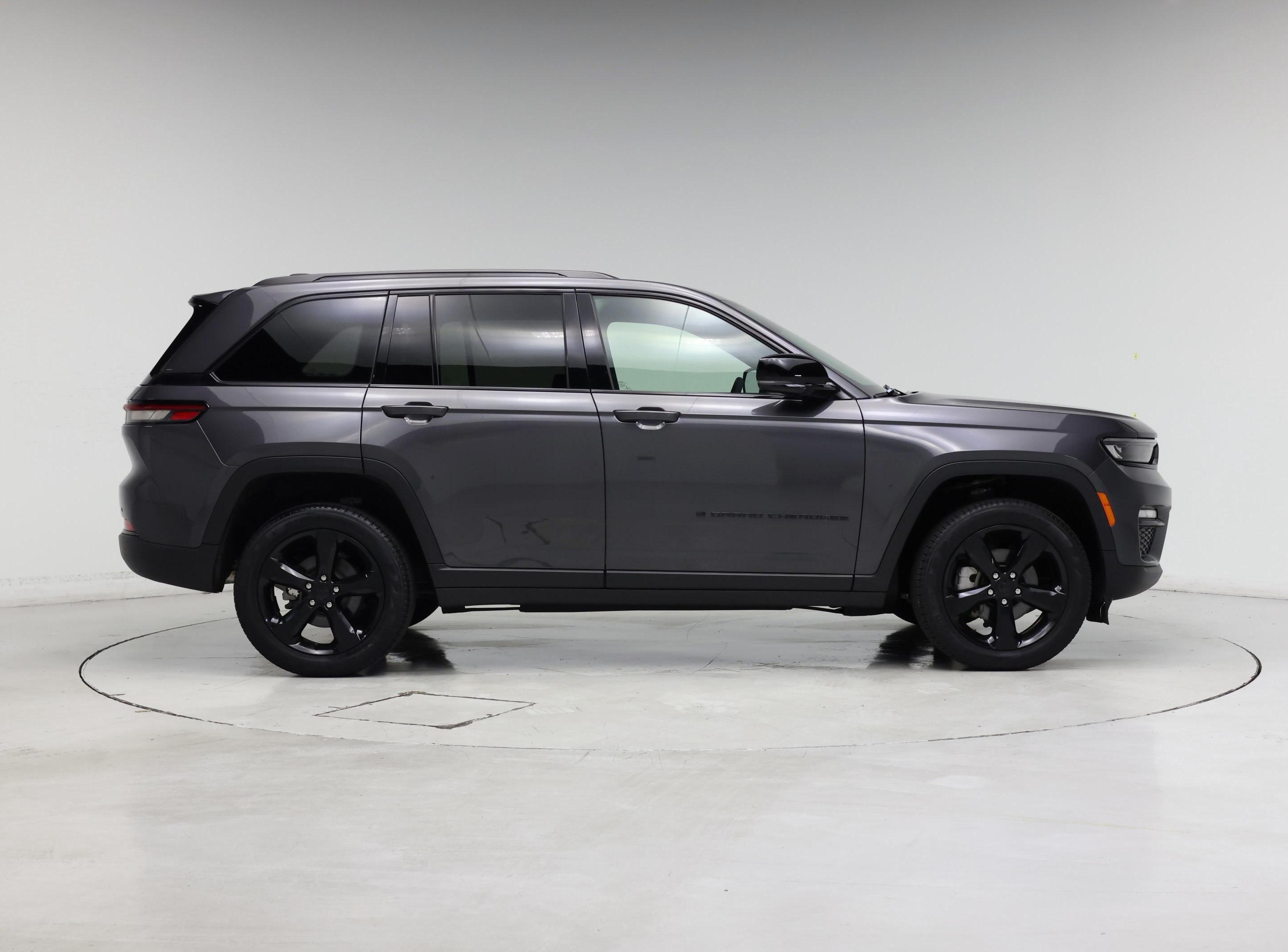 Thumbnail: 2025 Jeep Grand Cherokee - 7