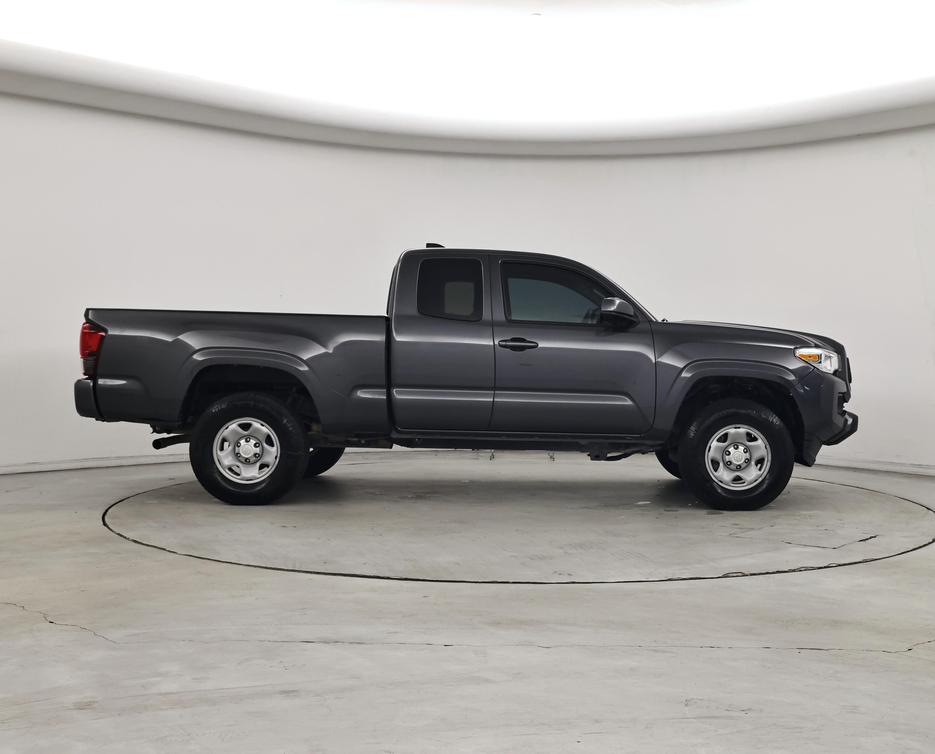 Thumbnail: 2023 Toyota Tacoma - 7
