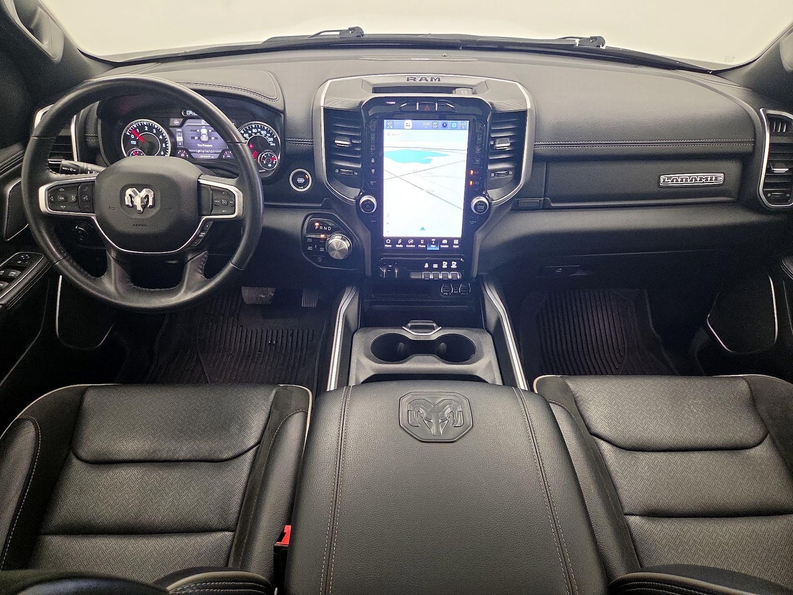 Apple CarPlay® & Android Auto™