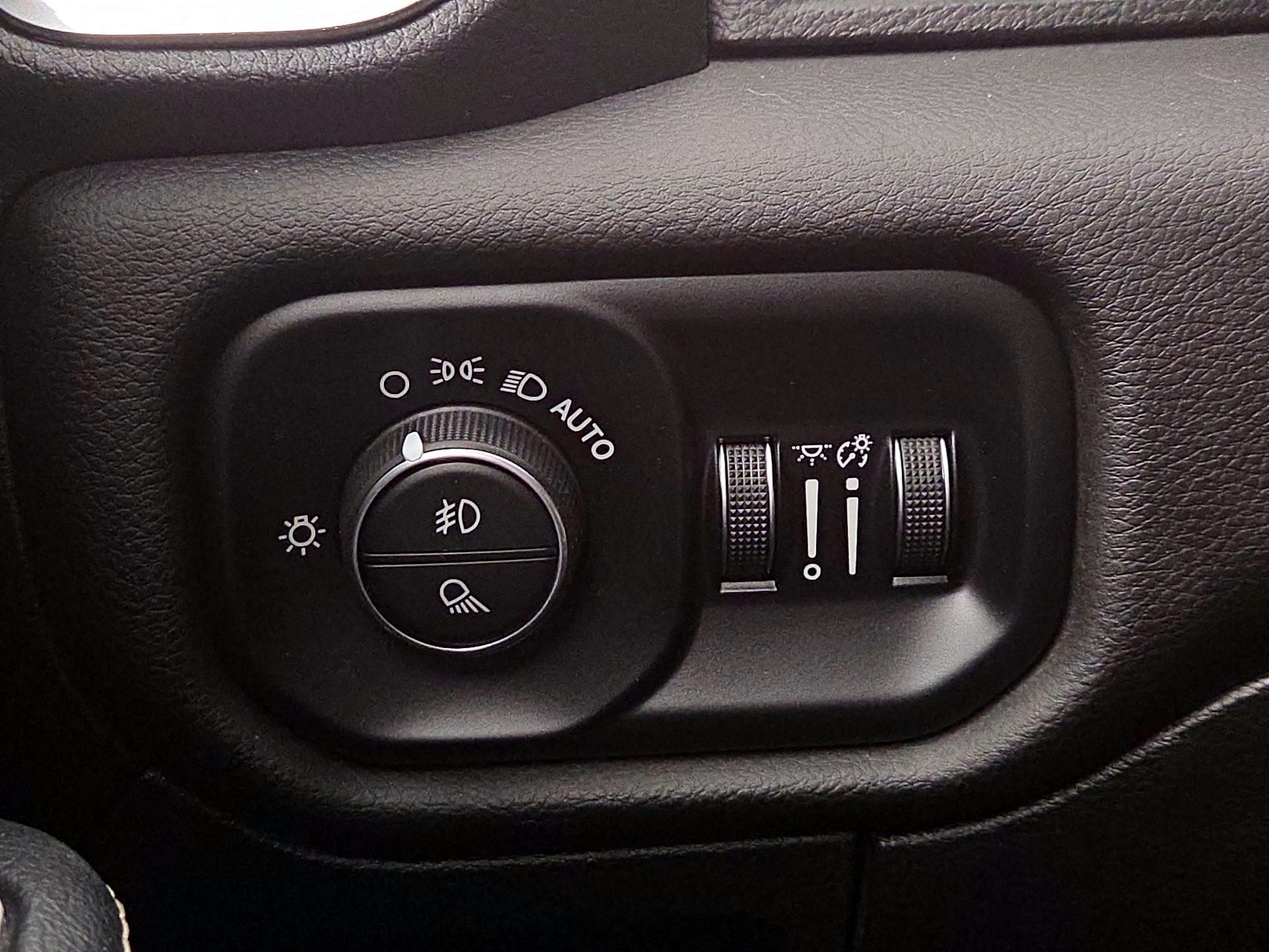 Thumbnail: 2023 RAM 1500 - 13