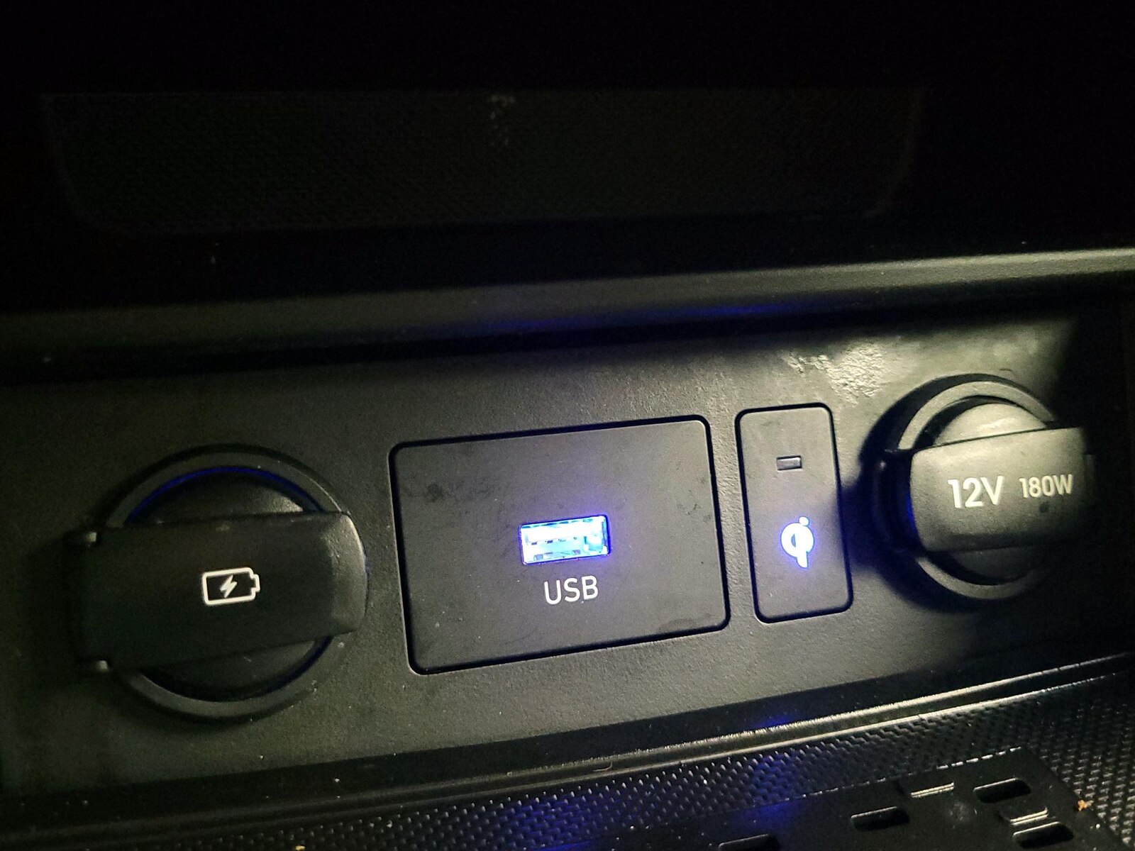 2023 Hyundai Kona N - Photo 19