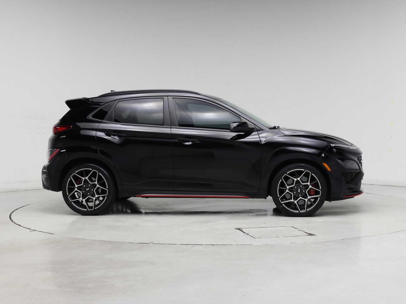 2023 Hyundai Kona N - Photo 8