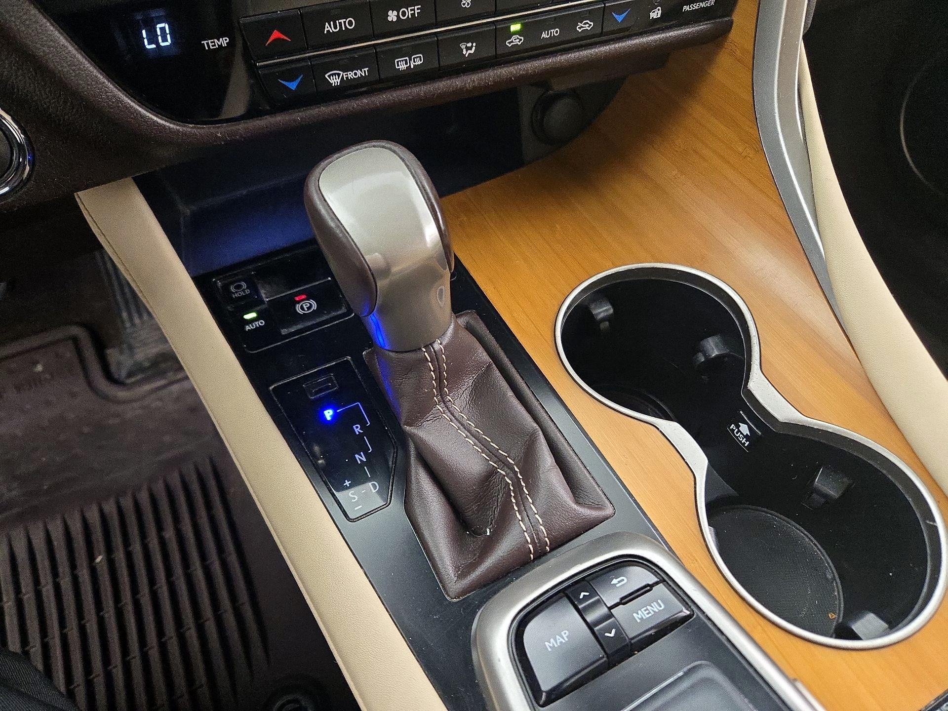 Thumbnail: 2017 Lexus RX - 18