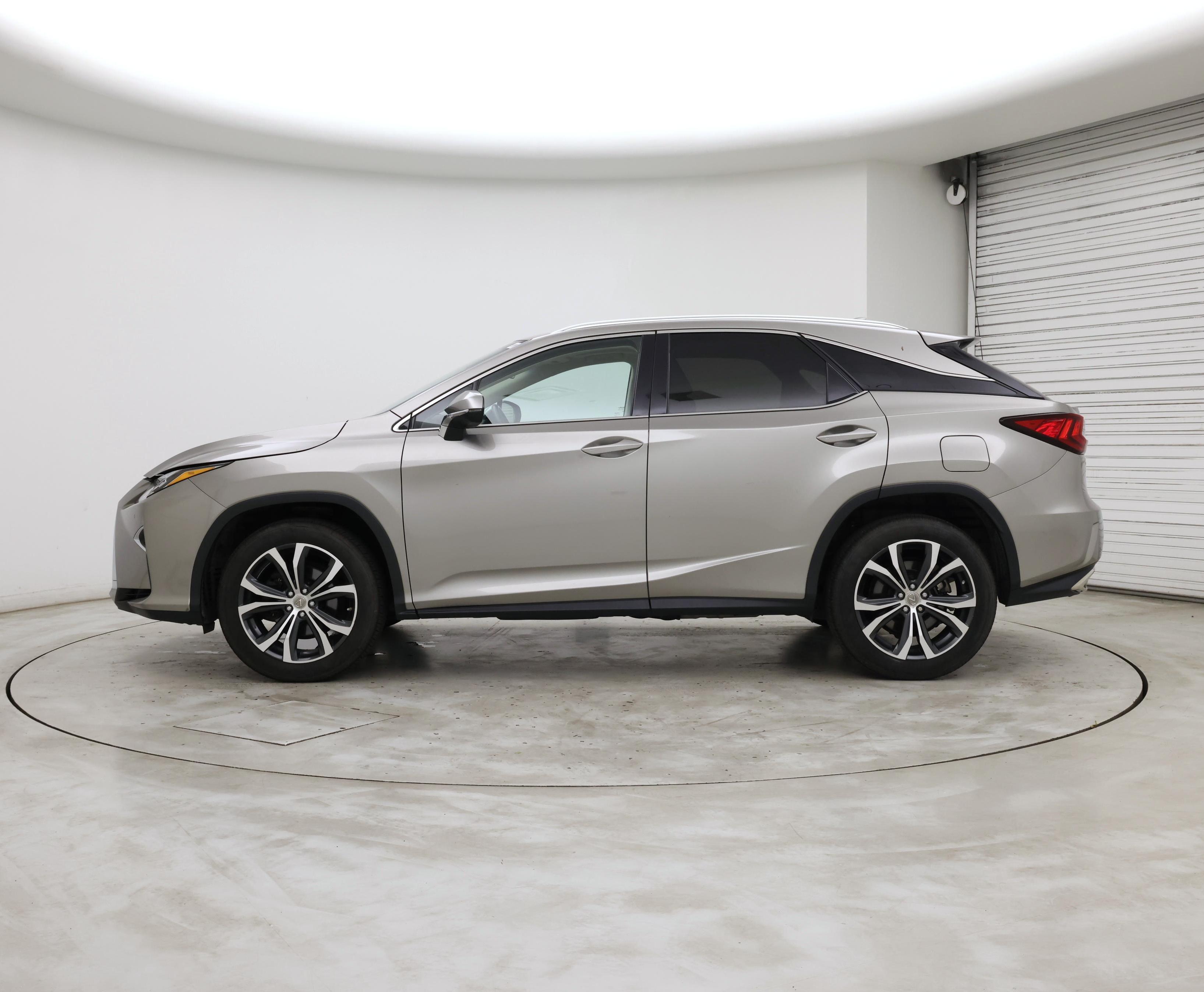 Thumbnail: 2017 Lexus RX - 3