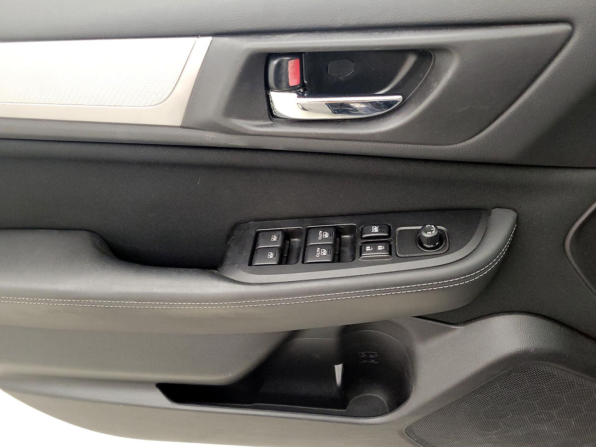 Thumbnail: 2015 Subaru Legacy - 12