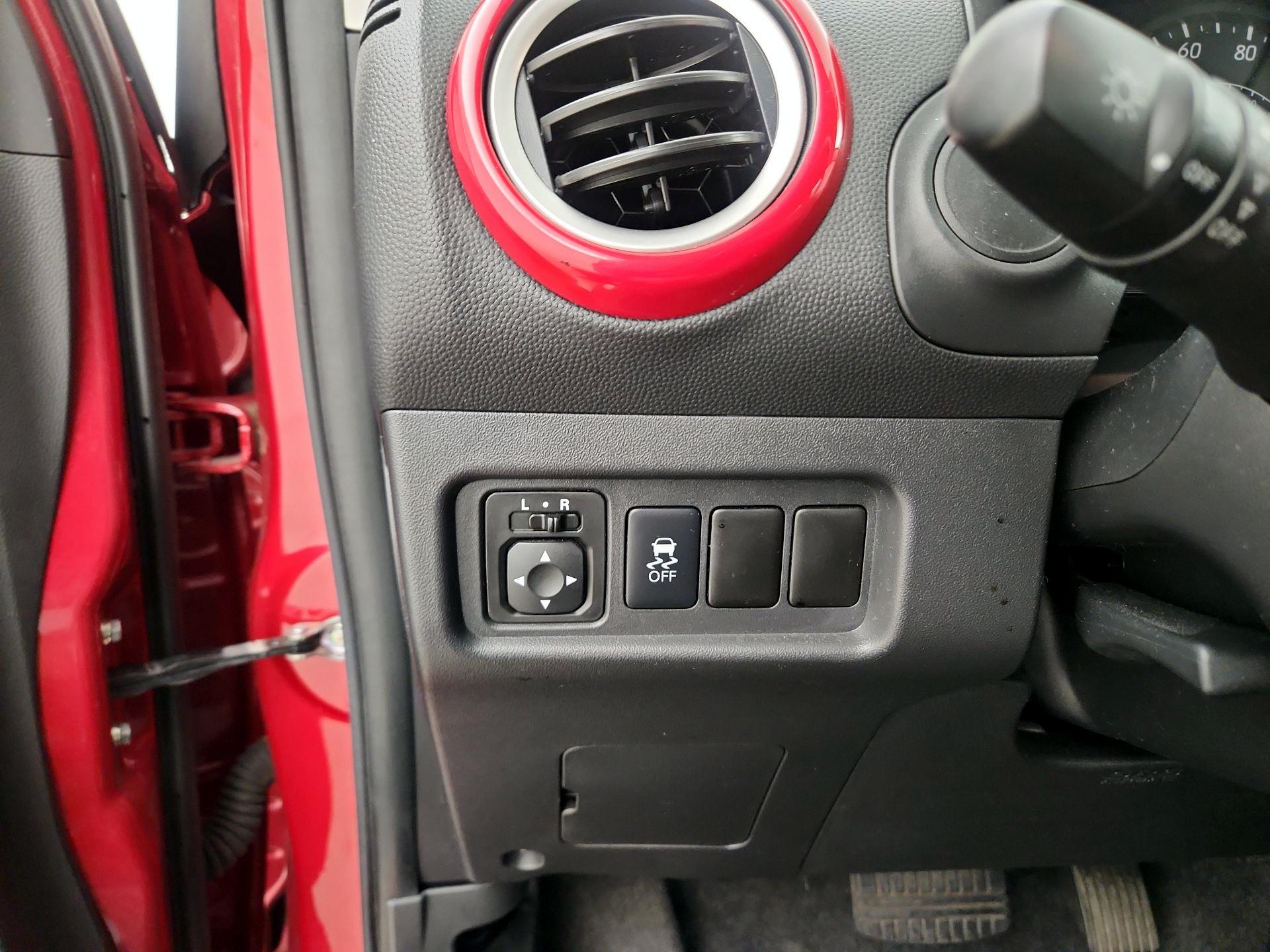 Thumbnail: 2019 Mitsubishi Mirage - 13