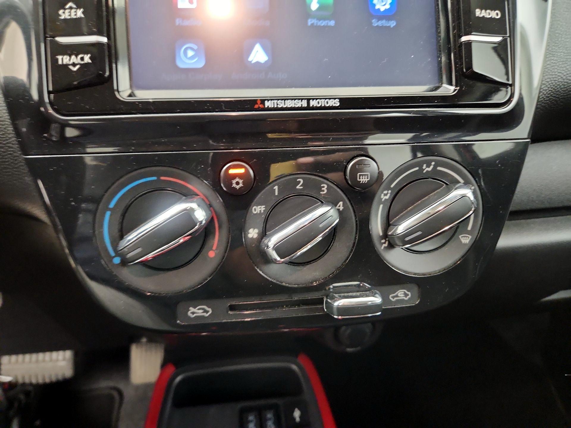 Thumbnail: 2019 Mitsubishi Mirage - 16