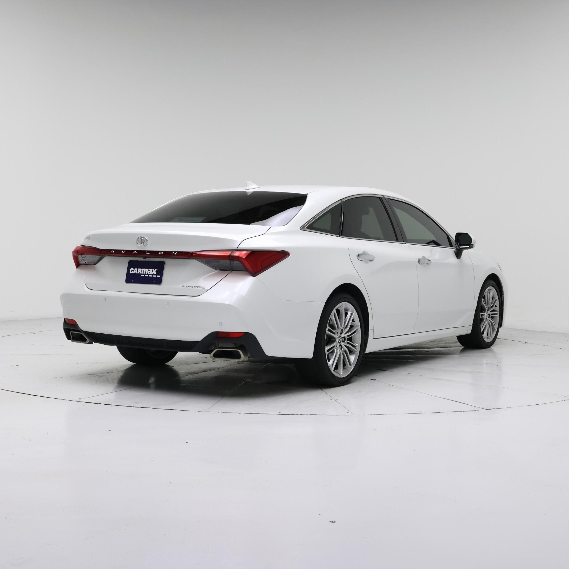 Thumbnail: 2021 Toyota Avalon - 8