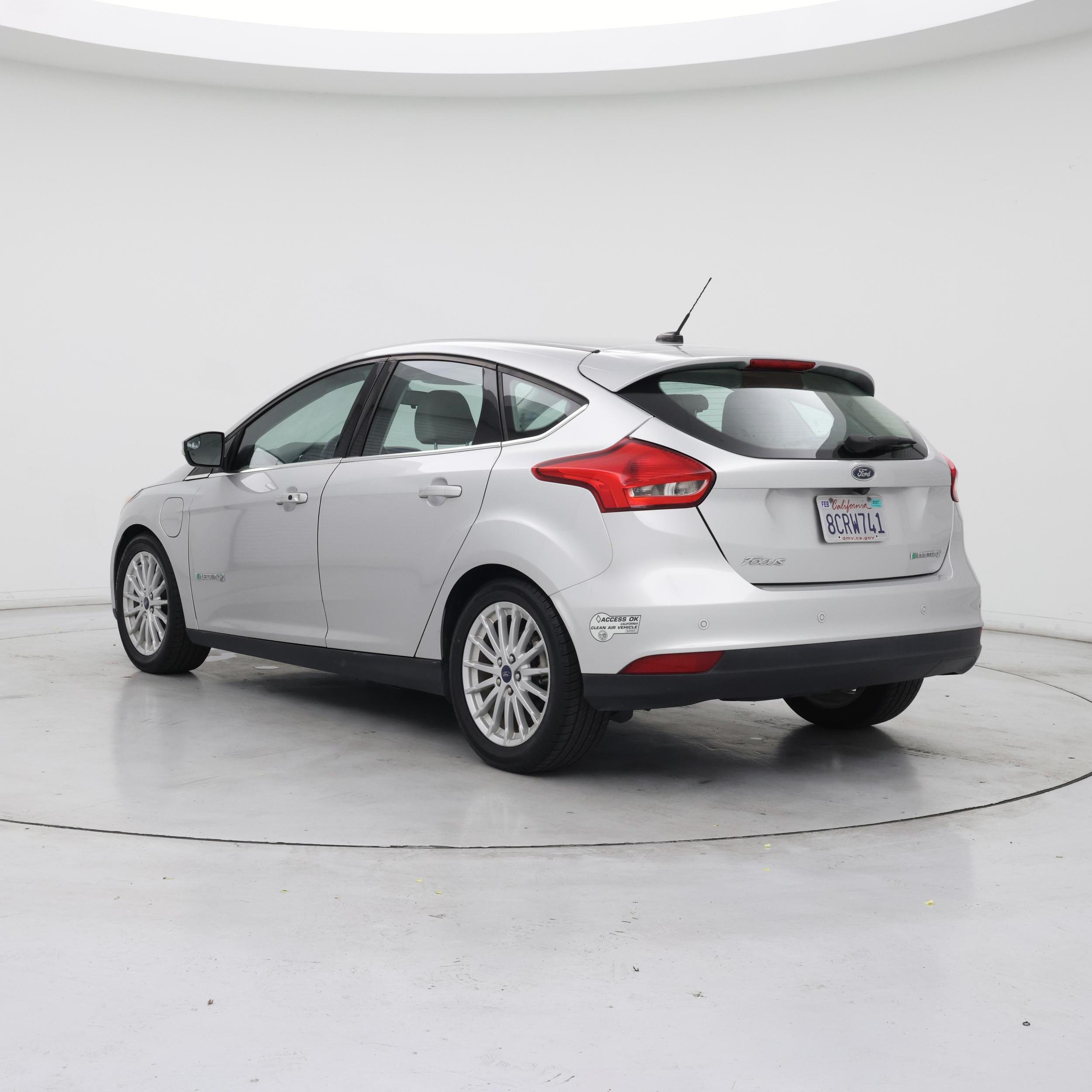 Thumbnail: 2017 Ford Focus - 2
