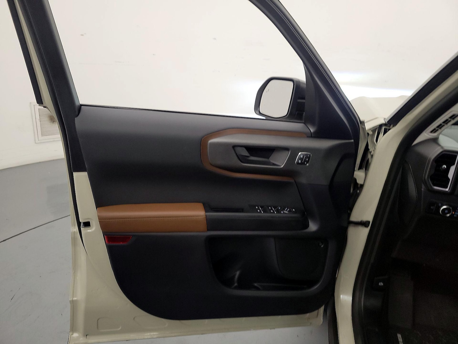 2025 Ford Bronco Sport Outer Banks - Photo 13