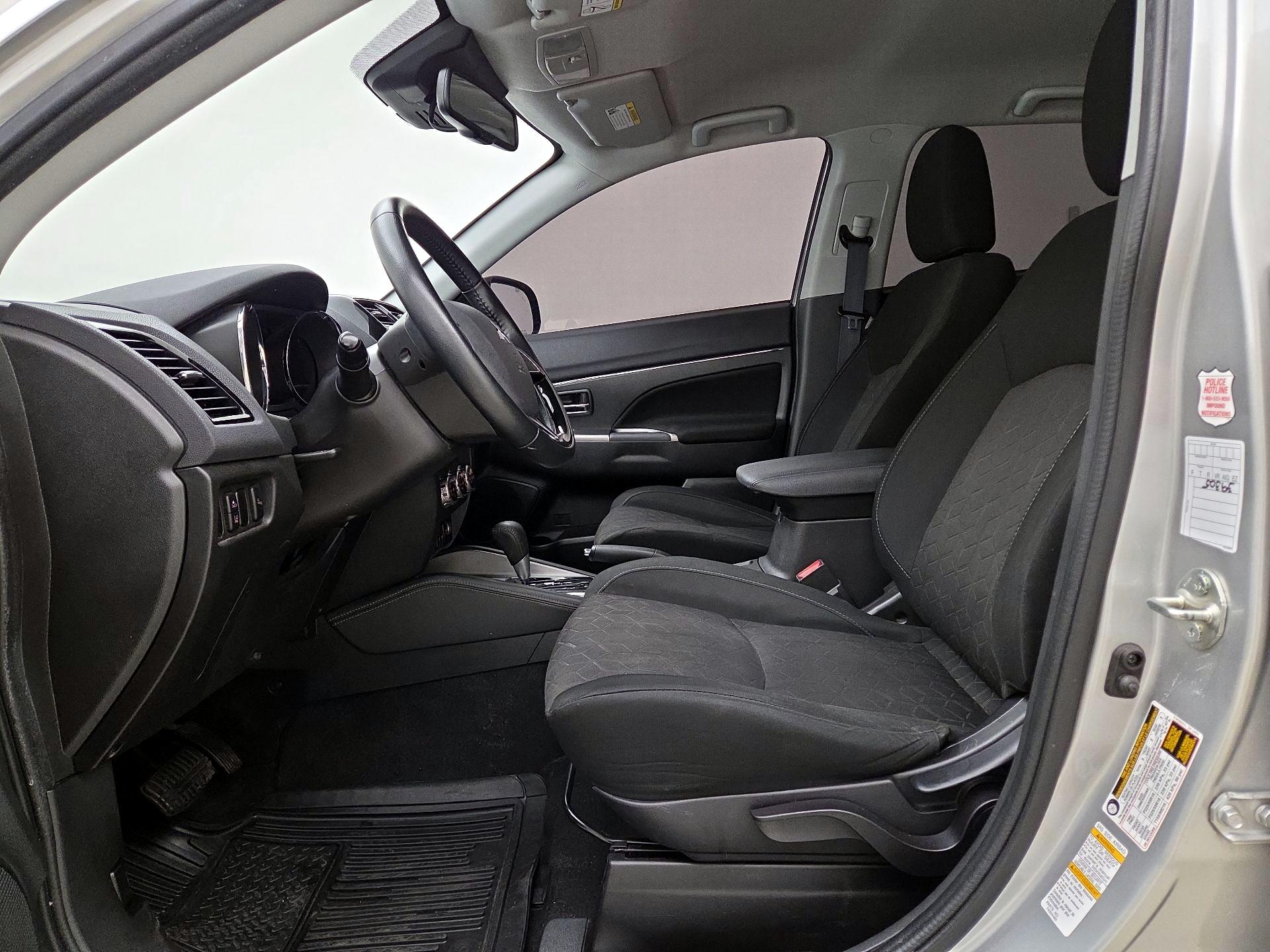 Thumbnail: 2021 Mitsubishi Outlander Sport - 11