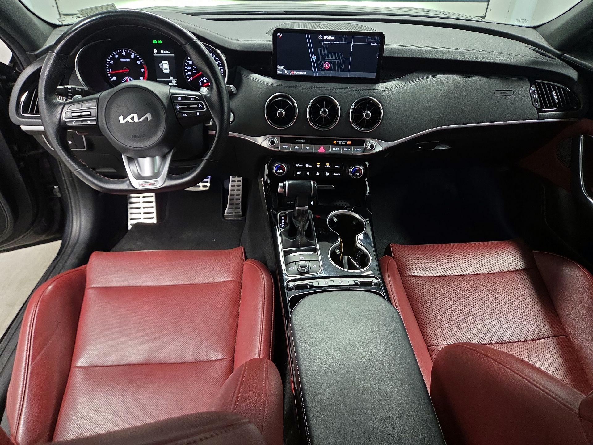 Thumbnail: 2022 Kia Stinger - 9