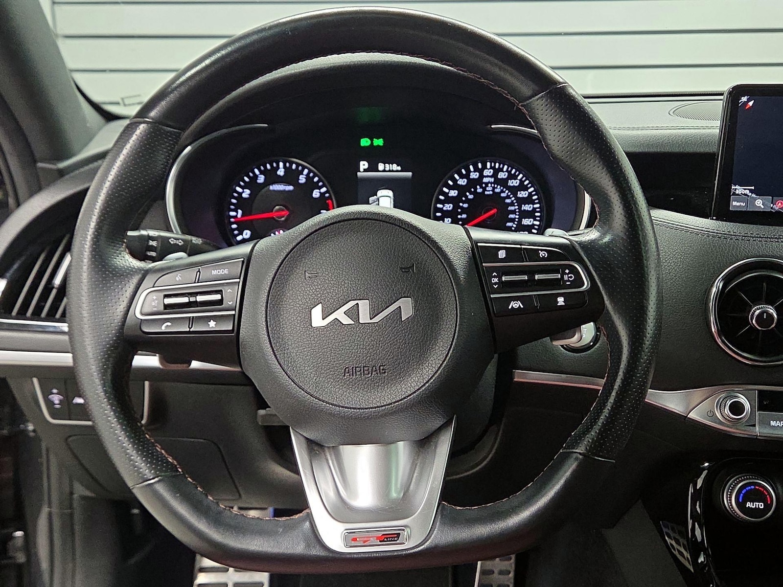 2022 Kia Stinger GT-Line - Photo 11