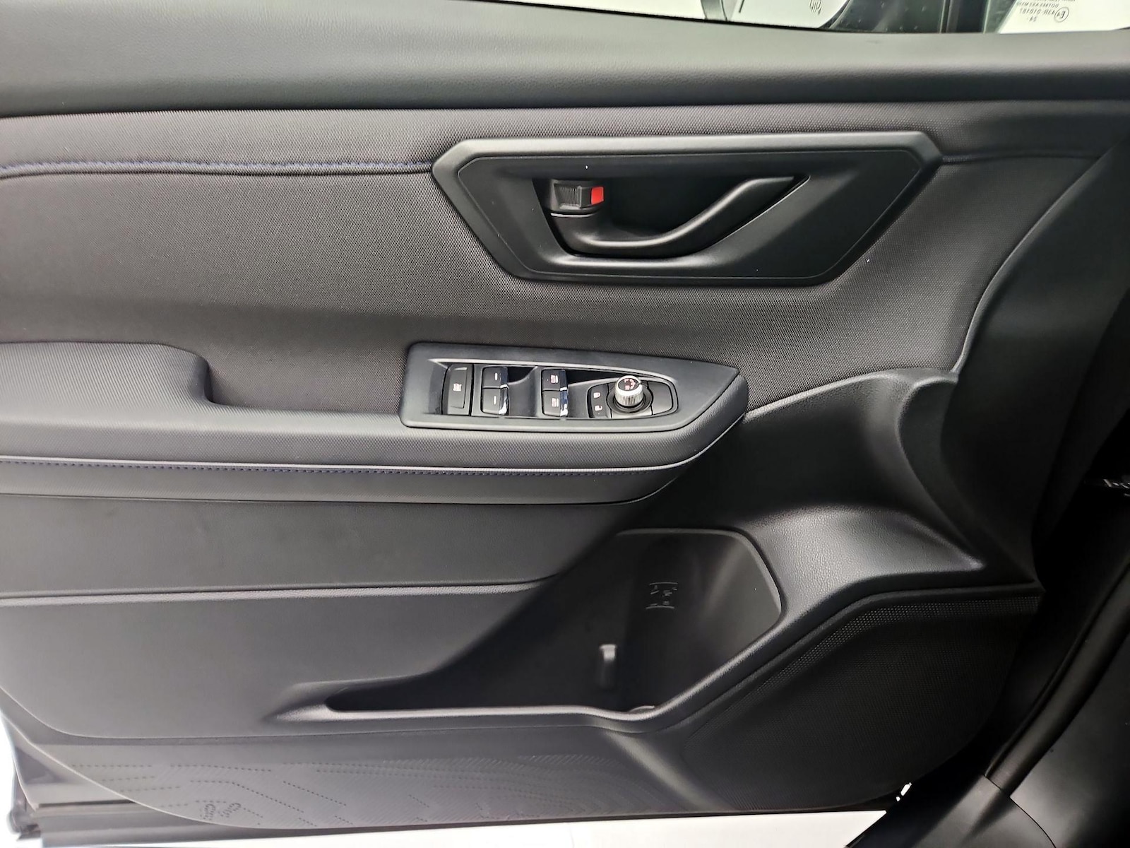2025 Subaru Forester Premium - Photo 13