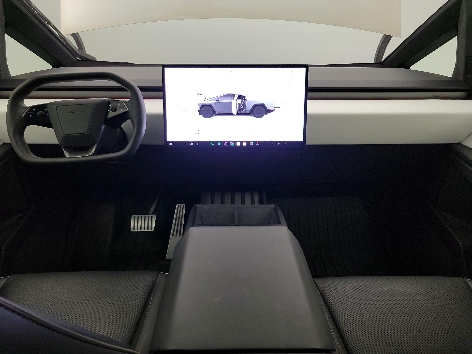 Thumbnail: 2024 Tesla Cybertruck - 9