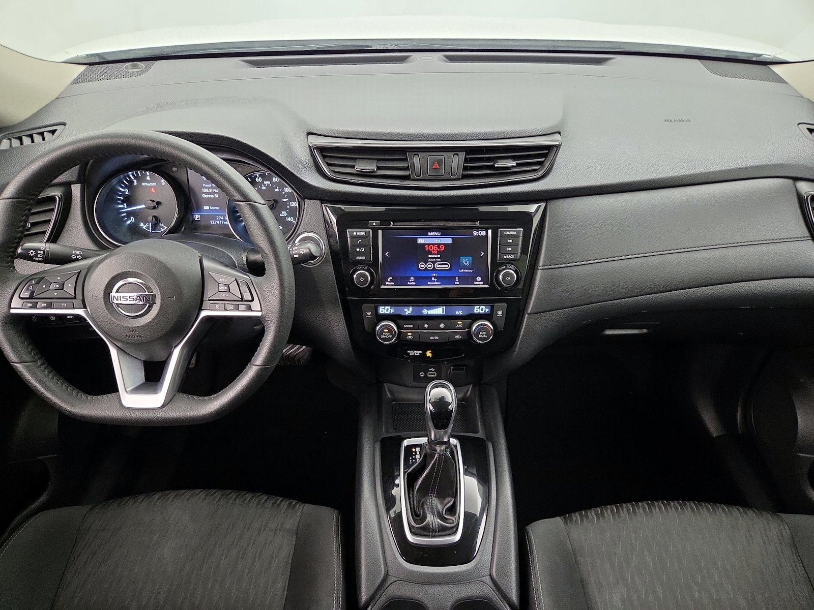 2020 Nissan Rogue SV - Photo 10