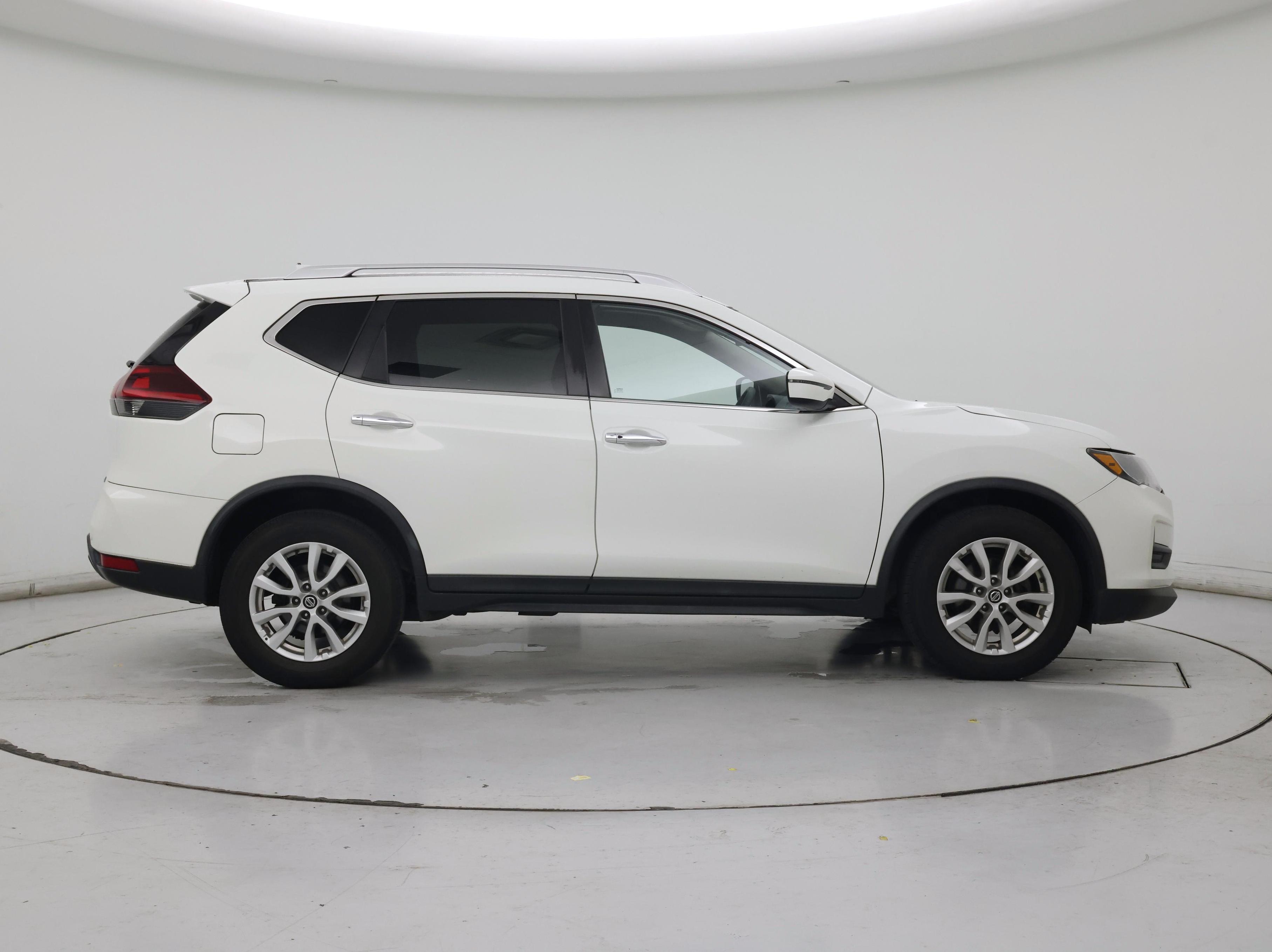 Thumbnail: 2020 Nissan Rogue - 7